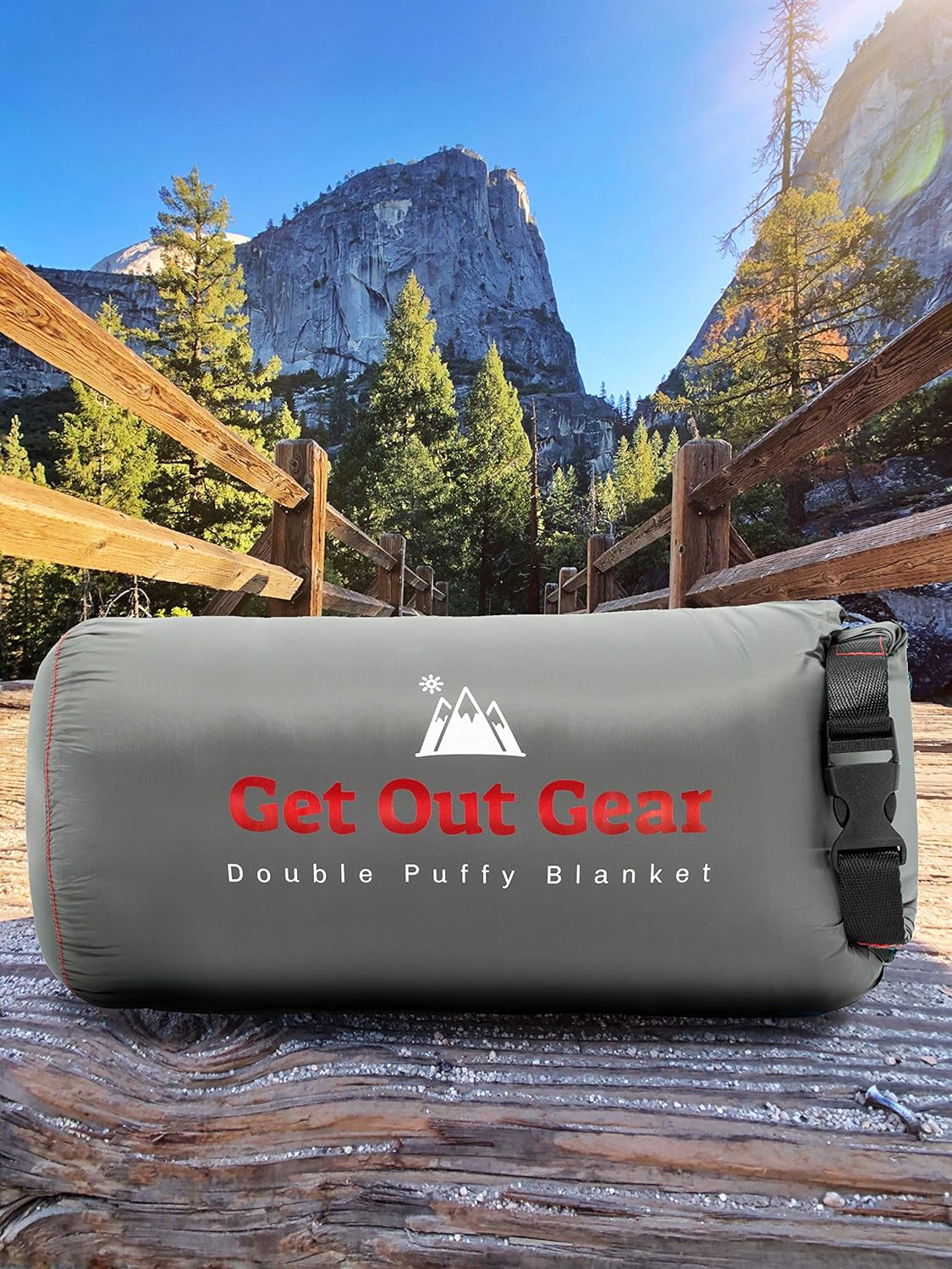 Get Out Gear Double Puffy Camping Blanket - Extra Puffy, Packable, Lightweight and Warm | Ideal for Outdoors, Travel, Stadium, Festivals, Beach, Hammock | Water-Resistant Camp Quilt (Gray/Burgundy): Kitchen & Dining