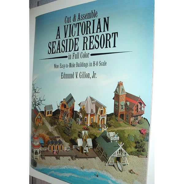 Cut and Assemble Main Street: Nine Easy-To-Make Full-Color