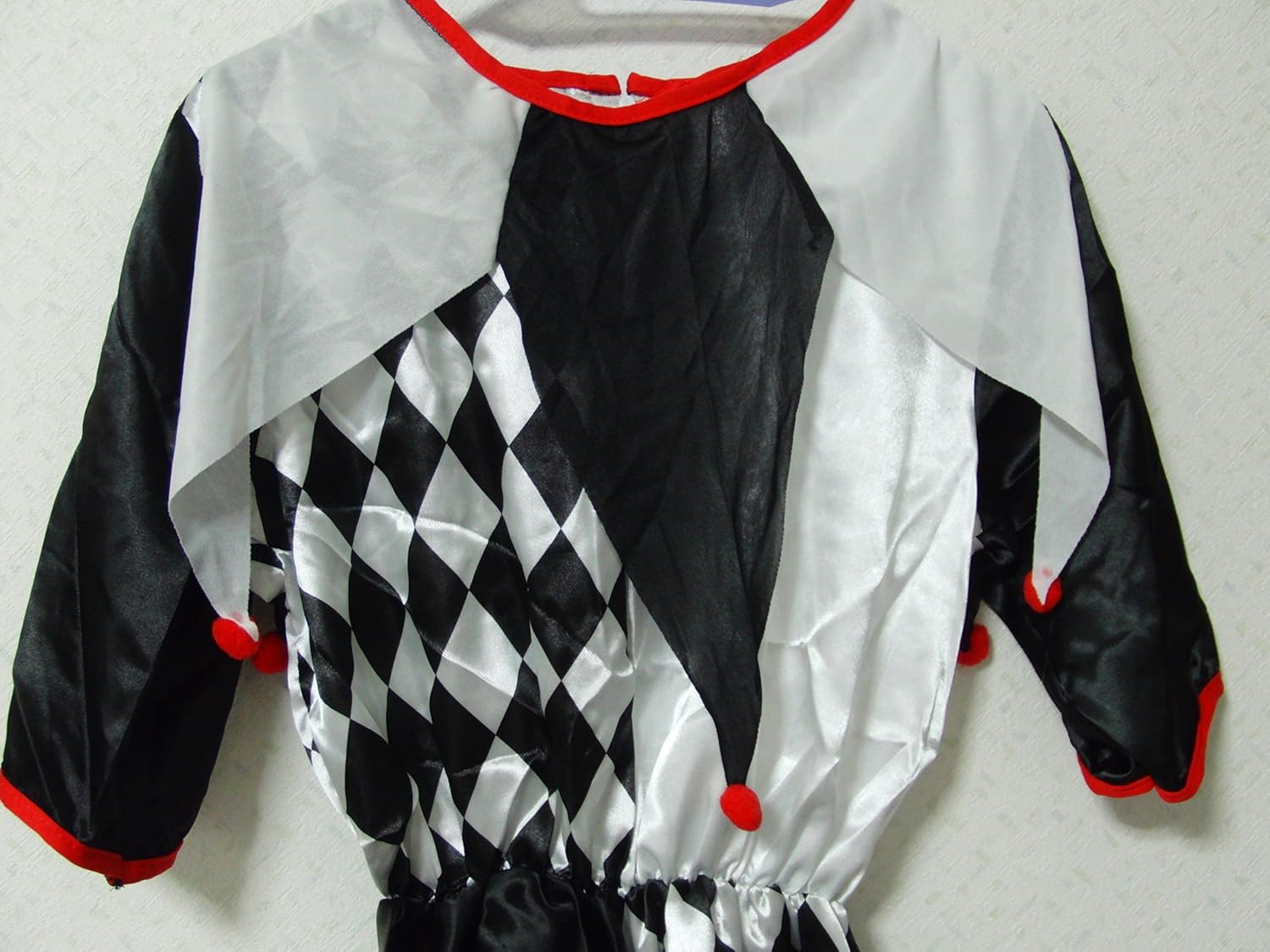 Amazon Co Jp 黒白 ピエロ 男 女 ハロウィン 仮装 パーティー コスプレ 衣装 大人用 S M L 兼用 黒 白 柄 女性 スポーツ アウトドア