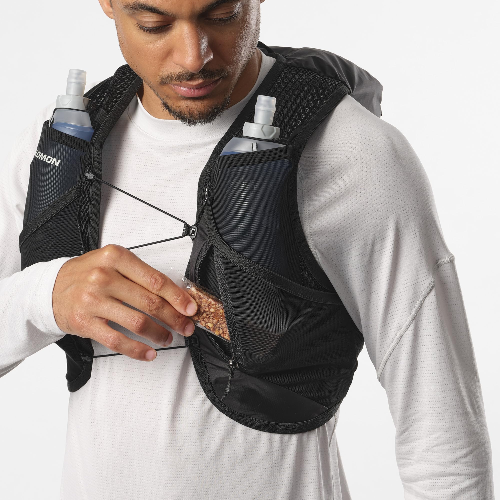 Salomon Active Skin 8 Unisex Running Hydration Vest Hiking Trail With Flasks Included, Easy Hydration, 8L Precision Fit, and Optimized Storage 7