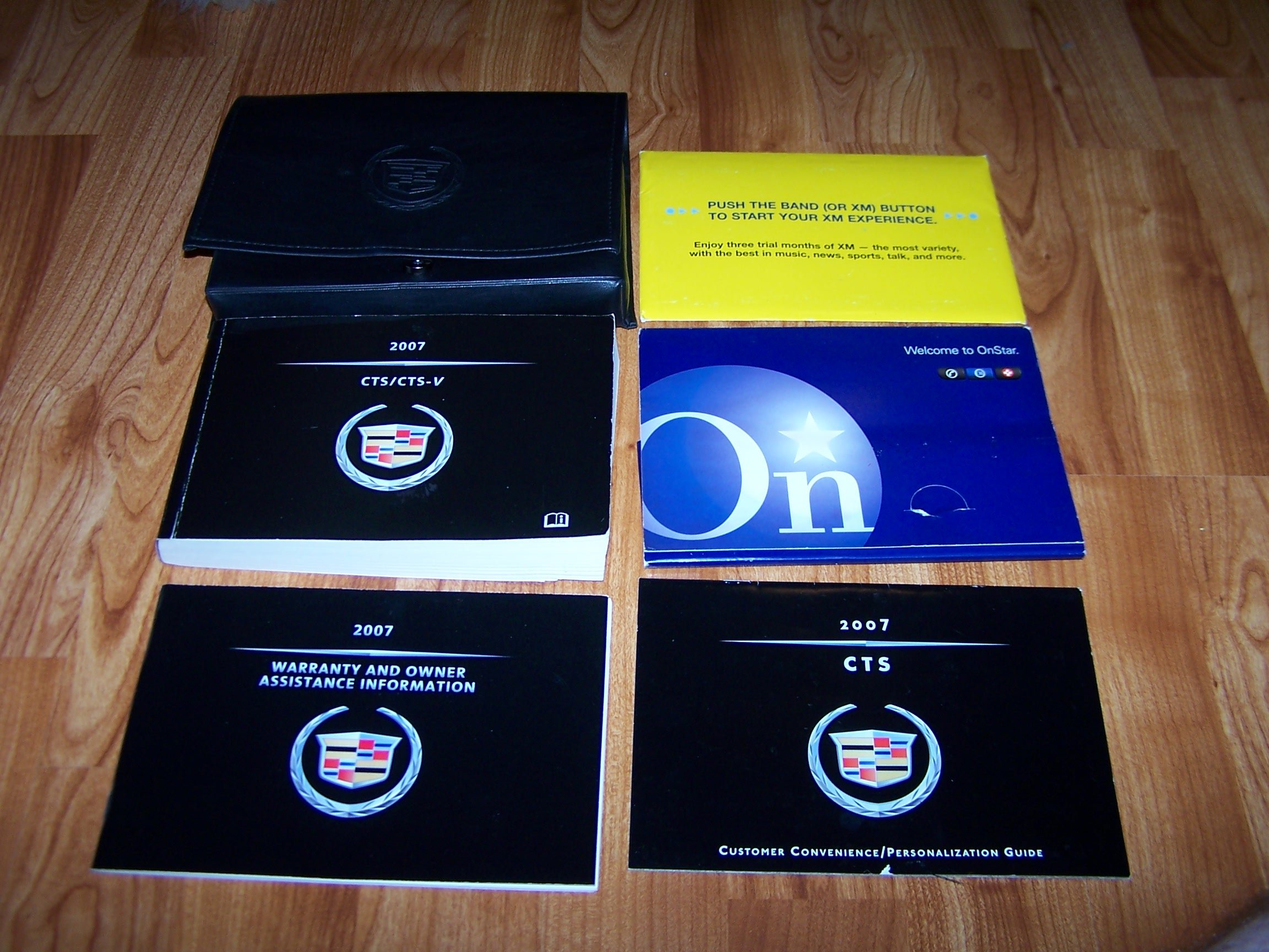 2007 Cadillac CTS Owners Manual Paperback – 2007