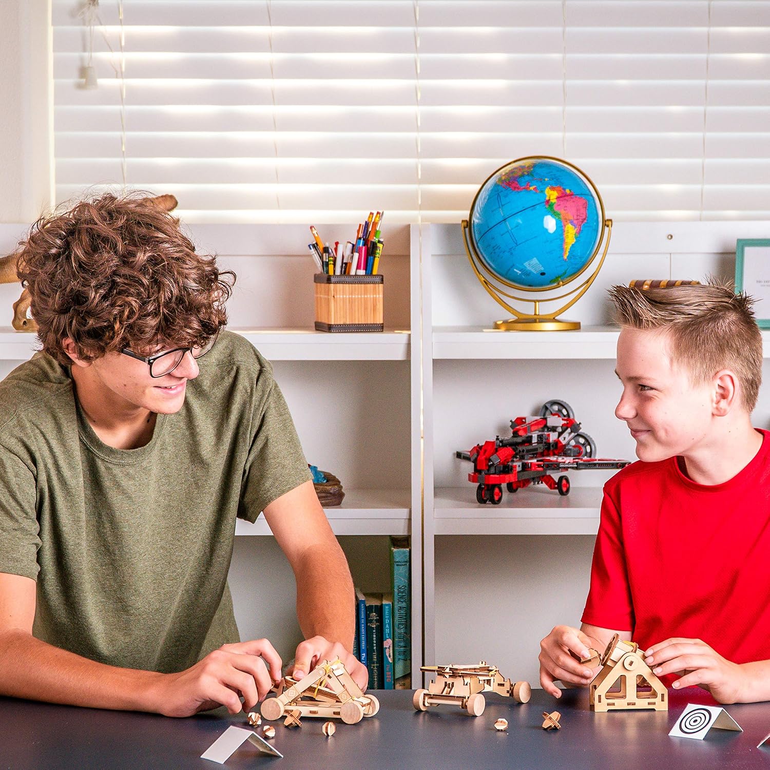 NATIONAL GEOGRAPHIC Construction Model Kit, Build Your Own Wooden Model of The Original Bombard - Image 5