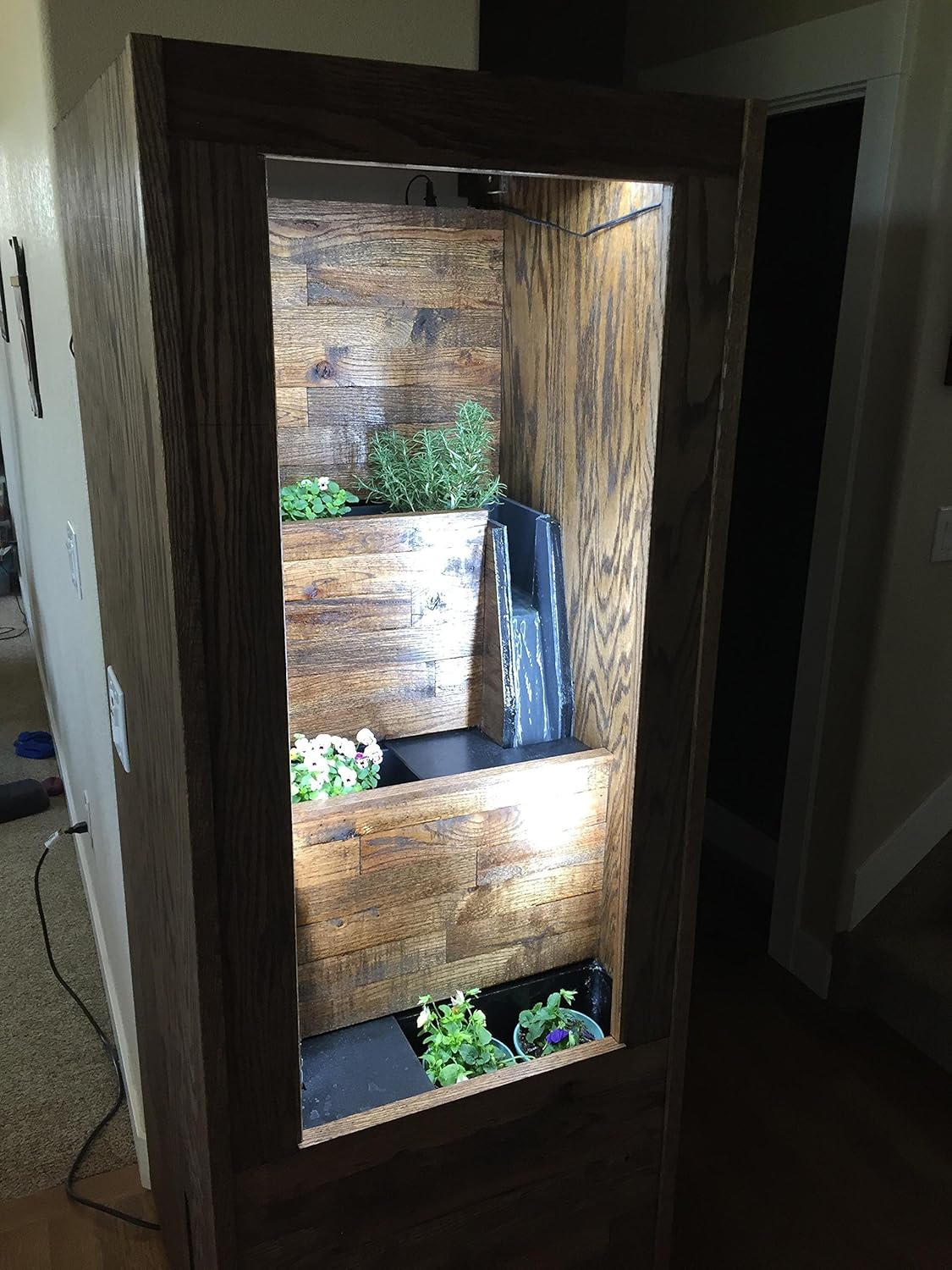 Amazon Com Living Waters Indoor Waterfall And Hydroponic Garden