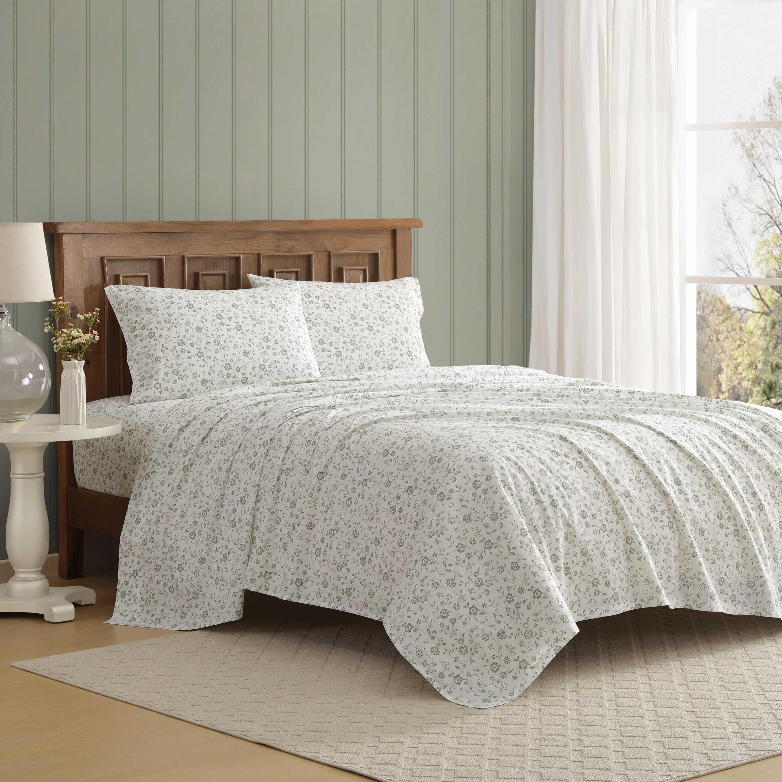 Photo 1 of Laura Ashley - Full Bed Sheets, Crisp & Cool Cotton Percale Bedding with Matching Pillowcase, Lightweight Bed Set, Oeko-Tex Certified (Miranda Green)
