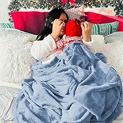 Bedsure GentleSoft Fleece Throw Blanket for Couch