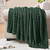BEDELITE Fleece Throw Blanket for Couch – 3D Ribbed Jacquard Soft and Warm Decorative Fuzzy Blanket – Cozy, Fluffy, Plush Lightweight Emerland Green Throw Blankets for Bed, Sofa, 50x60 inches