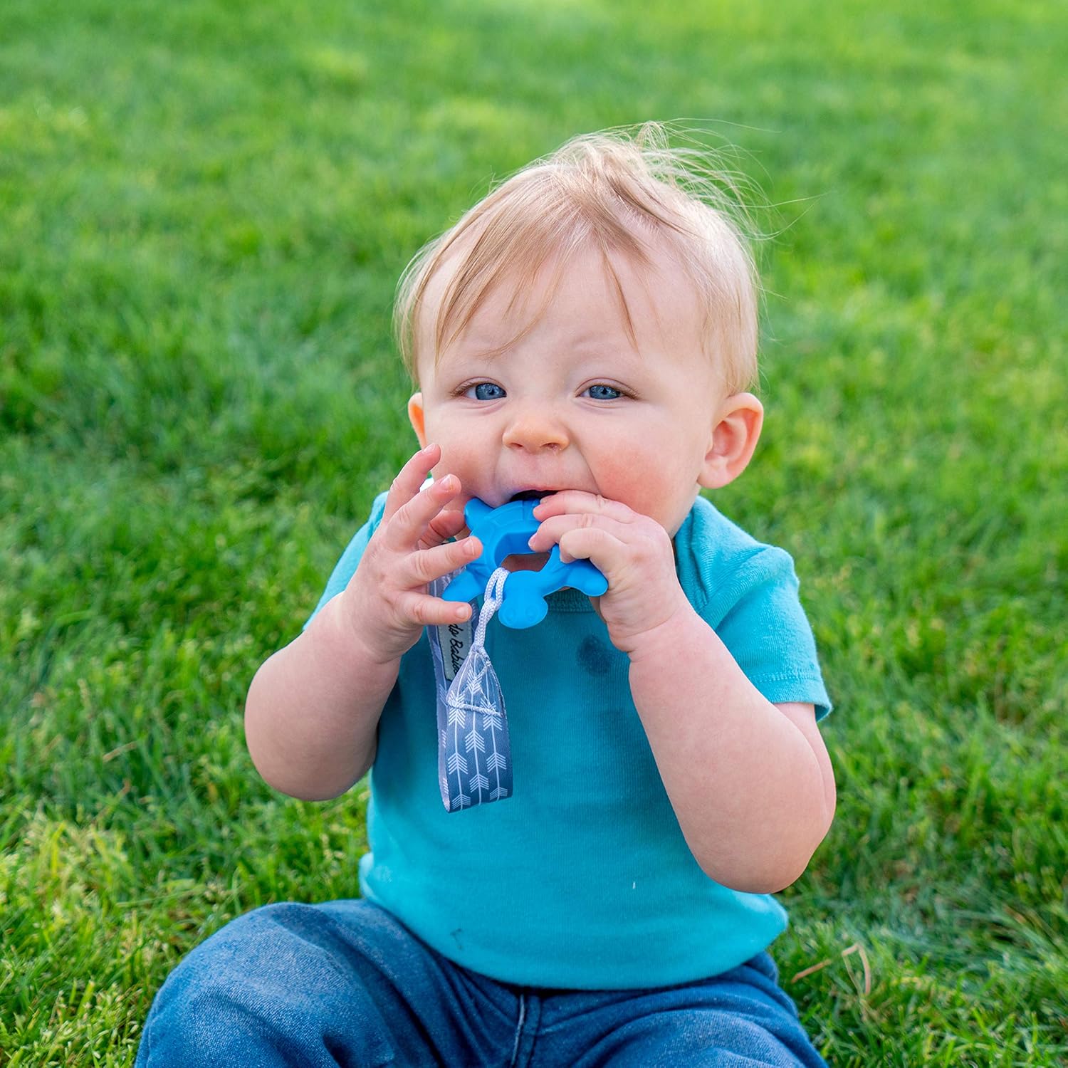 Pacifier Clip by Dodo Babies Pack of 4 + 2 Teether Toys, Premium Quality Modern Designs Universal Holder Leash for Boys and Girls, Teething Toy or Soothie, Baby Shower Gift Set : Baby