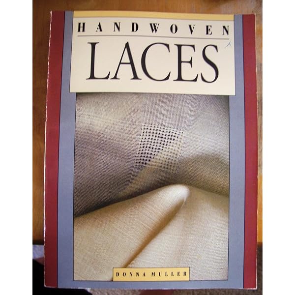 Amazon.com: Finishing Touches for the Handweaver : A Study of