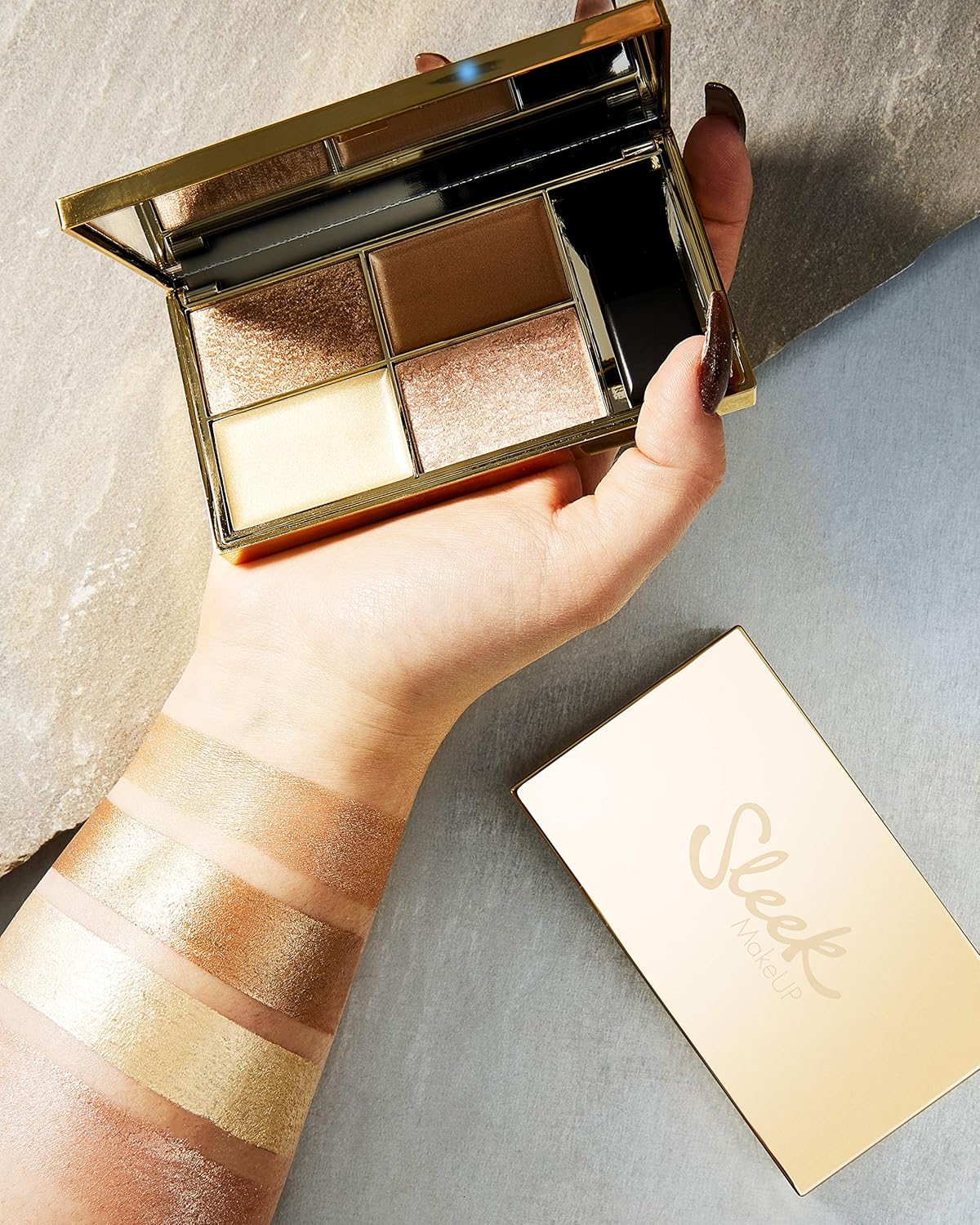 sleek highlighter palette