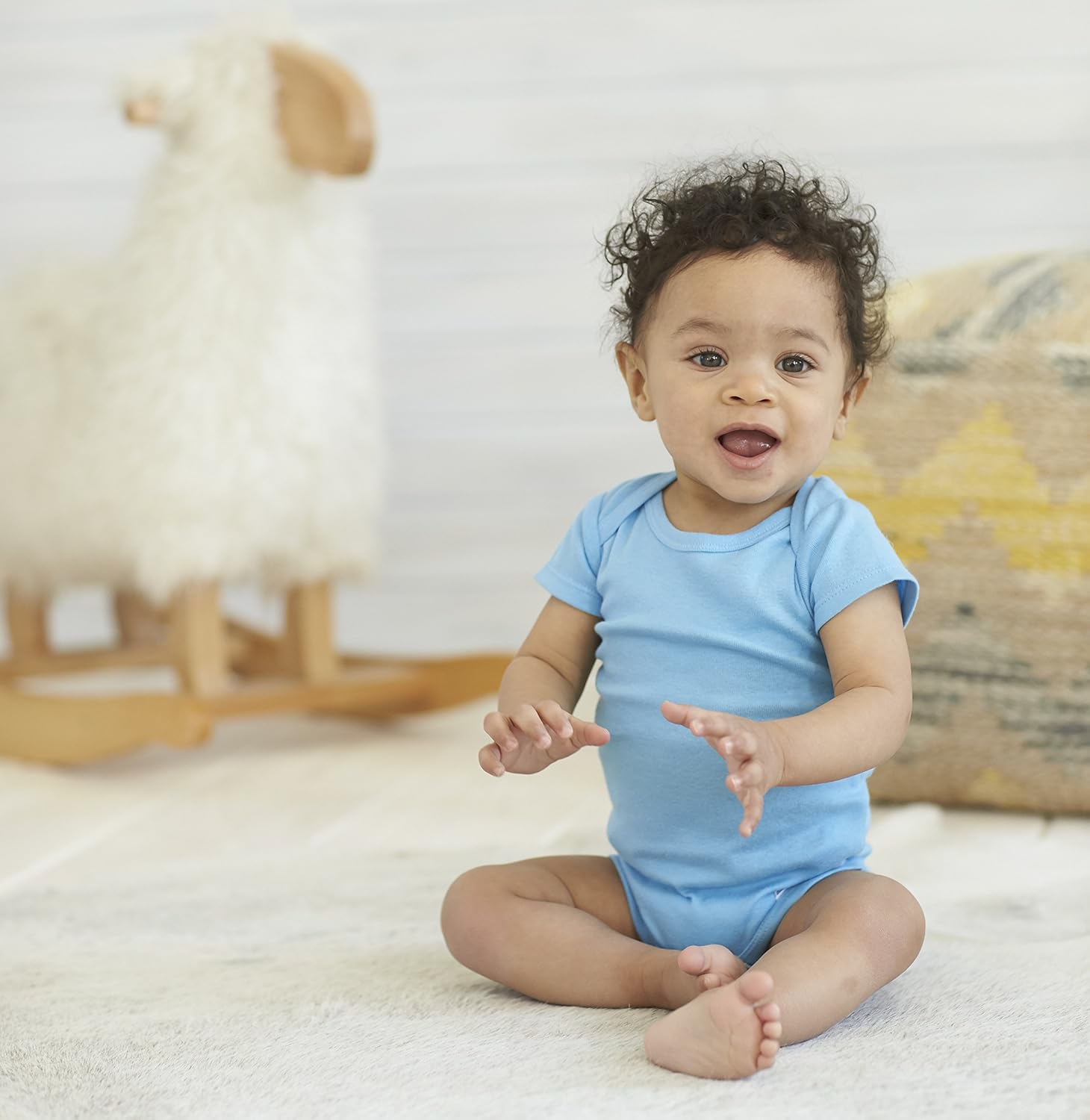 Gerber baby-girls 5-pack Solid Onesies Bodysuits: Clothing