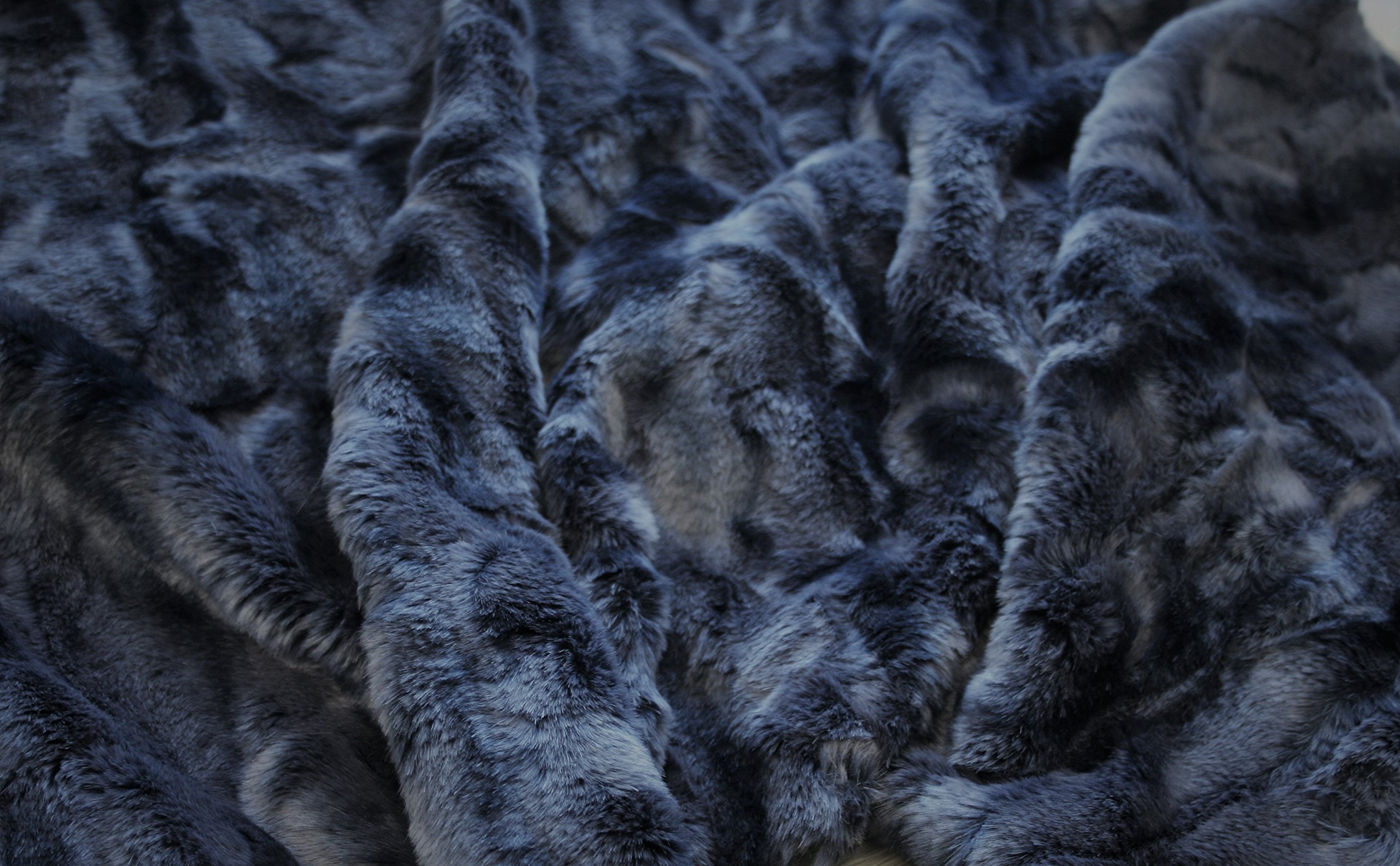 CRS VENDOR LTD. Super Luxury Faux Fur Fabric Material - Blue Mix, 1Mtr 150cm x 100cm — image 1