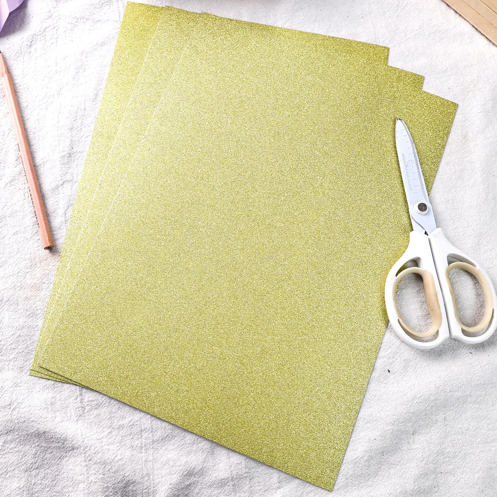 VGOODALL 27 Blatt Perglanz-Papier, DIN A4 Goldmetallisches Bastelpapier mit Perlmutt-Schimmer Glitzerpapier 250 g/m²