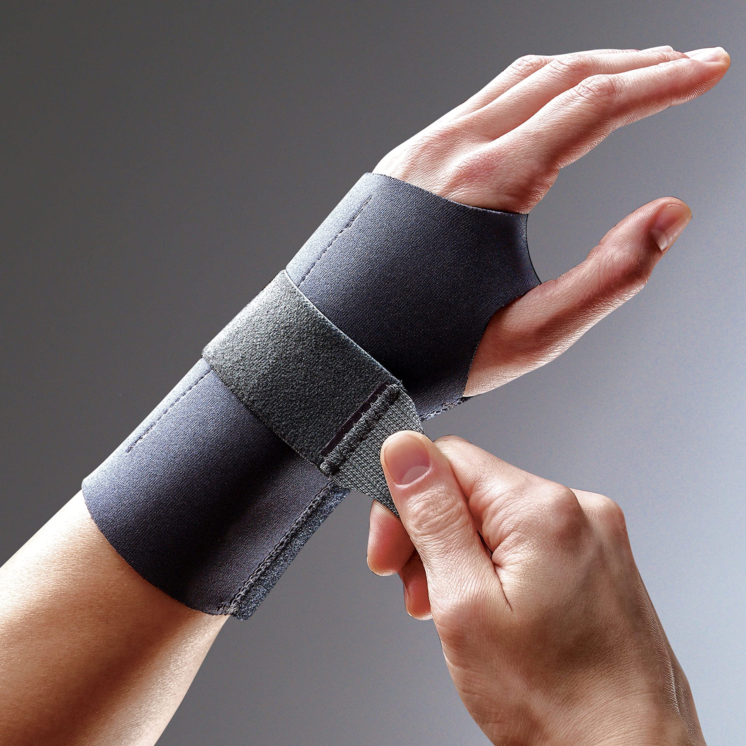Futuro Compression Stabilizing Wrist Brace, Left Hand, L/XL