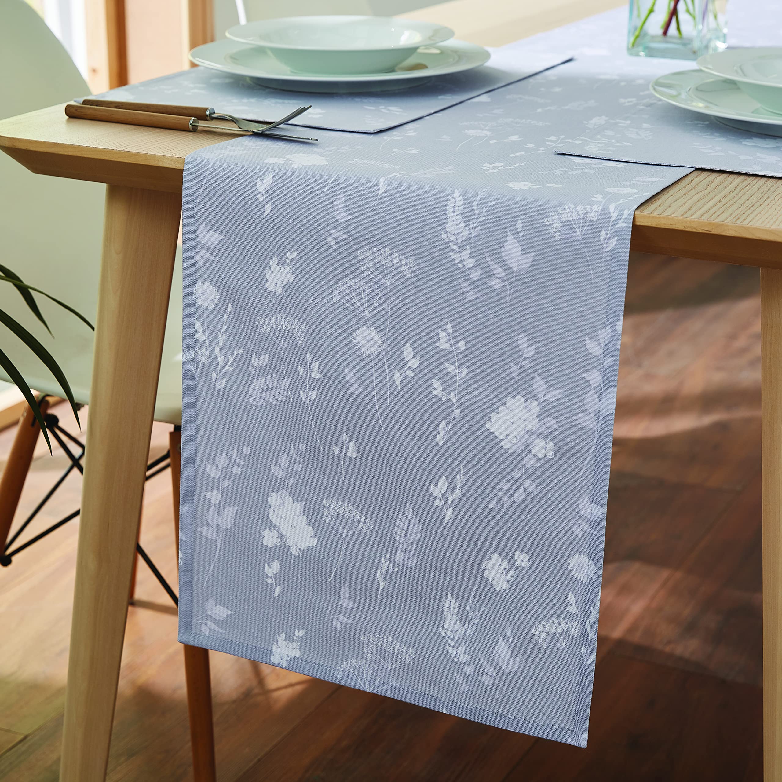 Catherine Lansfield Dining Meadowsweet Floral Indoor 33x220 cm Runner White Grey