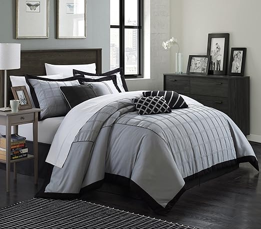 Amazon Com Chic Home 8 Piece Rhodes Pintuck Color Block Comforter