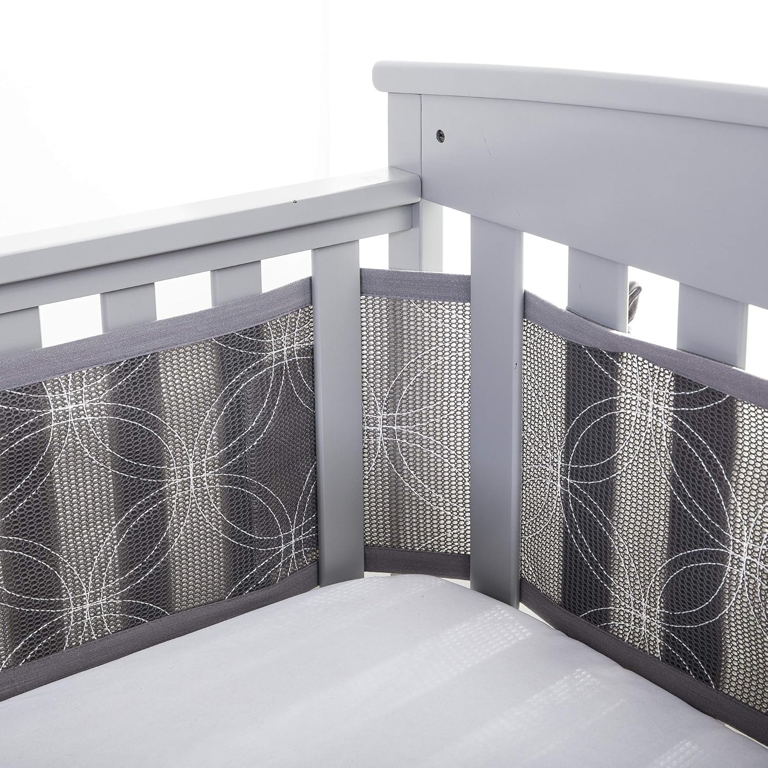 BreathableBaby Deluxe Breathable Mesh Crib Liner, Embroidered Collection Links - Gray : Baby