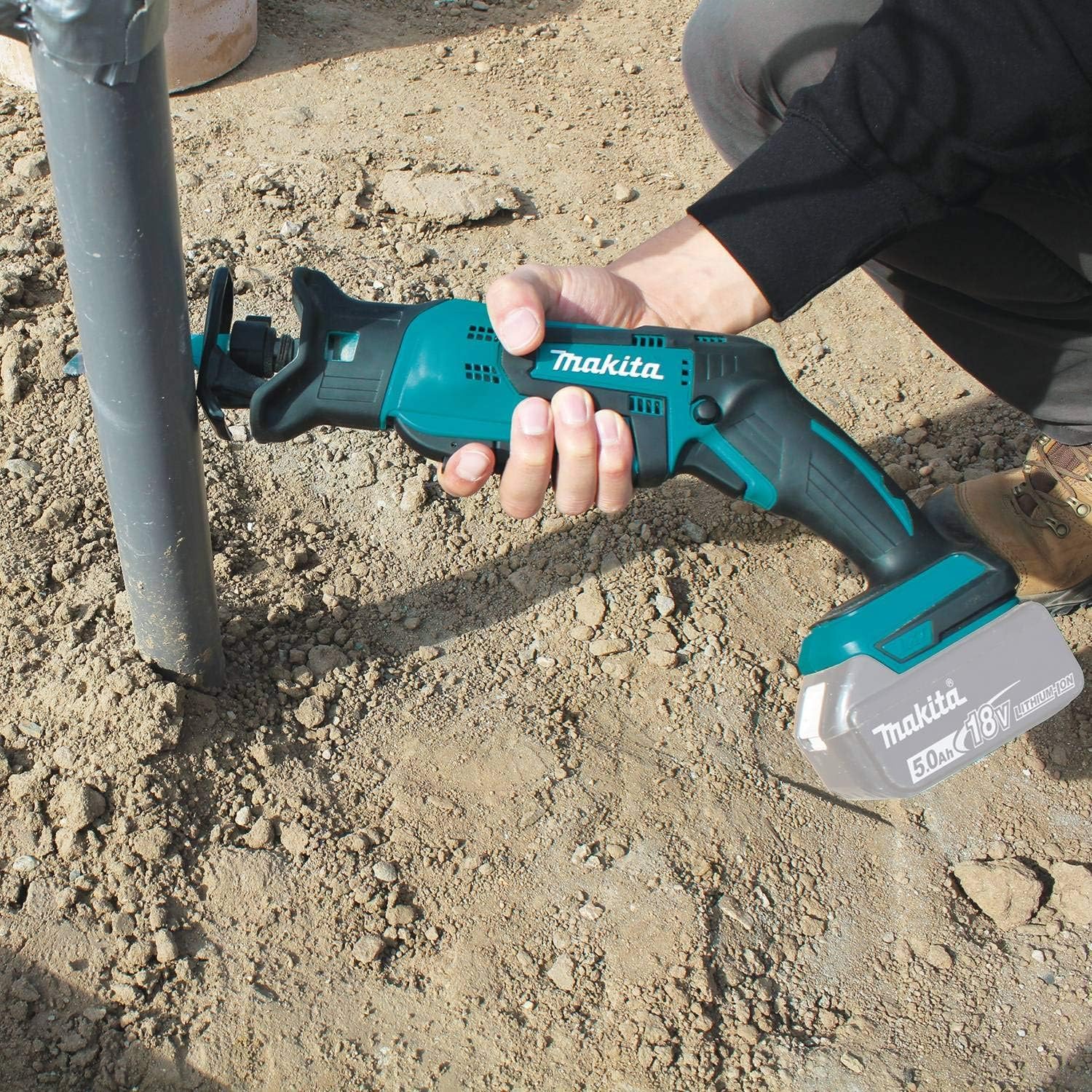 Makita XRJ01Z 18-Volt LXT Lithium-Ion Cordless Compact Reciprocating Saw (Tool Only, No Battery), Bare Tool - - 