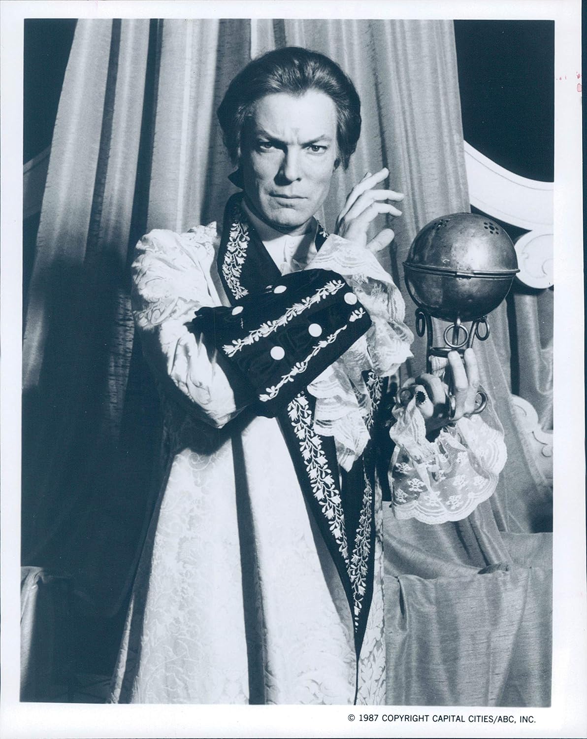 Vintage Photos 1987 Richard Chamberlain Actor Celebrity ABC Sunday Casanova 7x9
