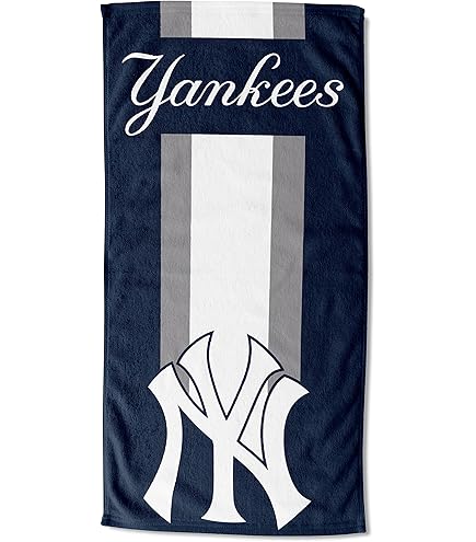 Supreme - Supreme X New York Yankees Towel | - Globally Curated