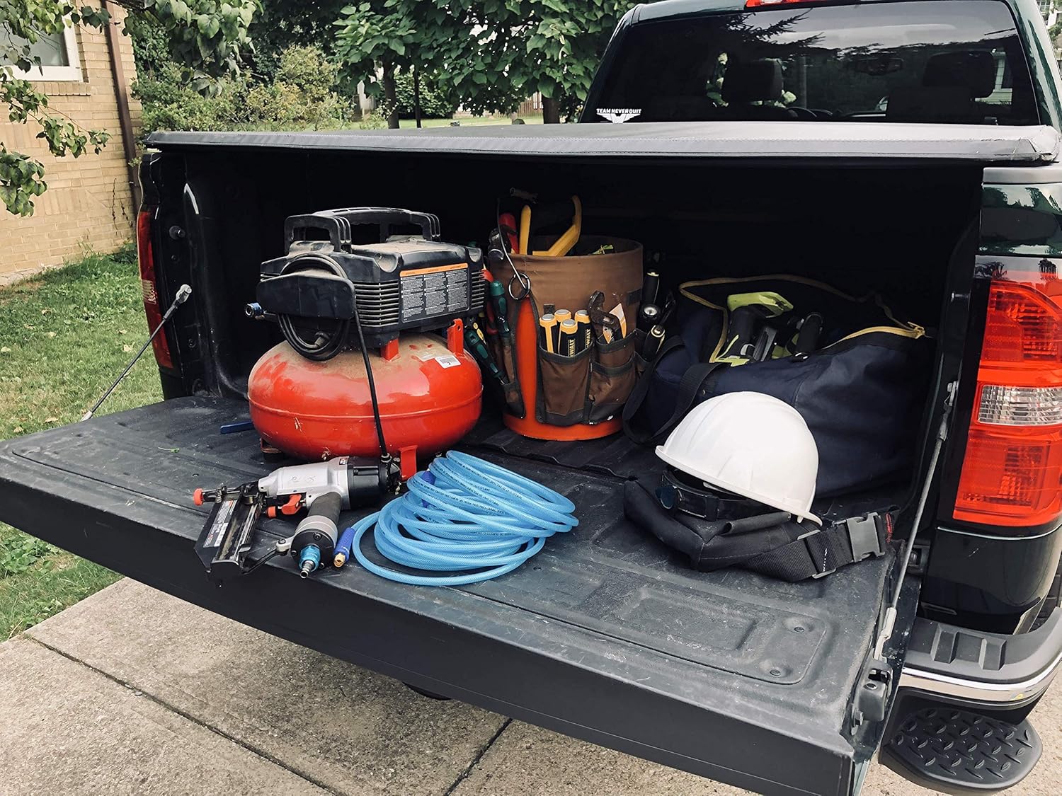 Plews & Edelmann Amflo 12-25E Polyurethane Air Hose - Non-marring, Smooth Finish, Easy to carry, Lightweight, Cold Weather Flexible, Great Indoors or Out, 1/4" X 25', Blue, 25 ft: Air Tool Hoses: Industrial & Scientific