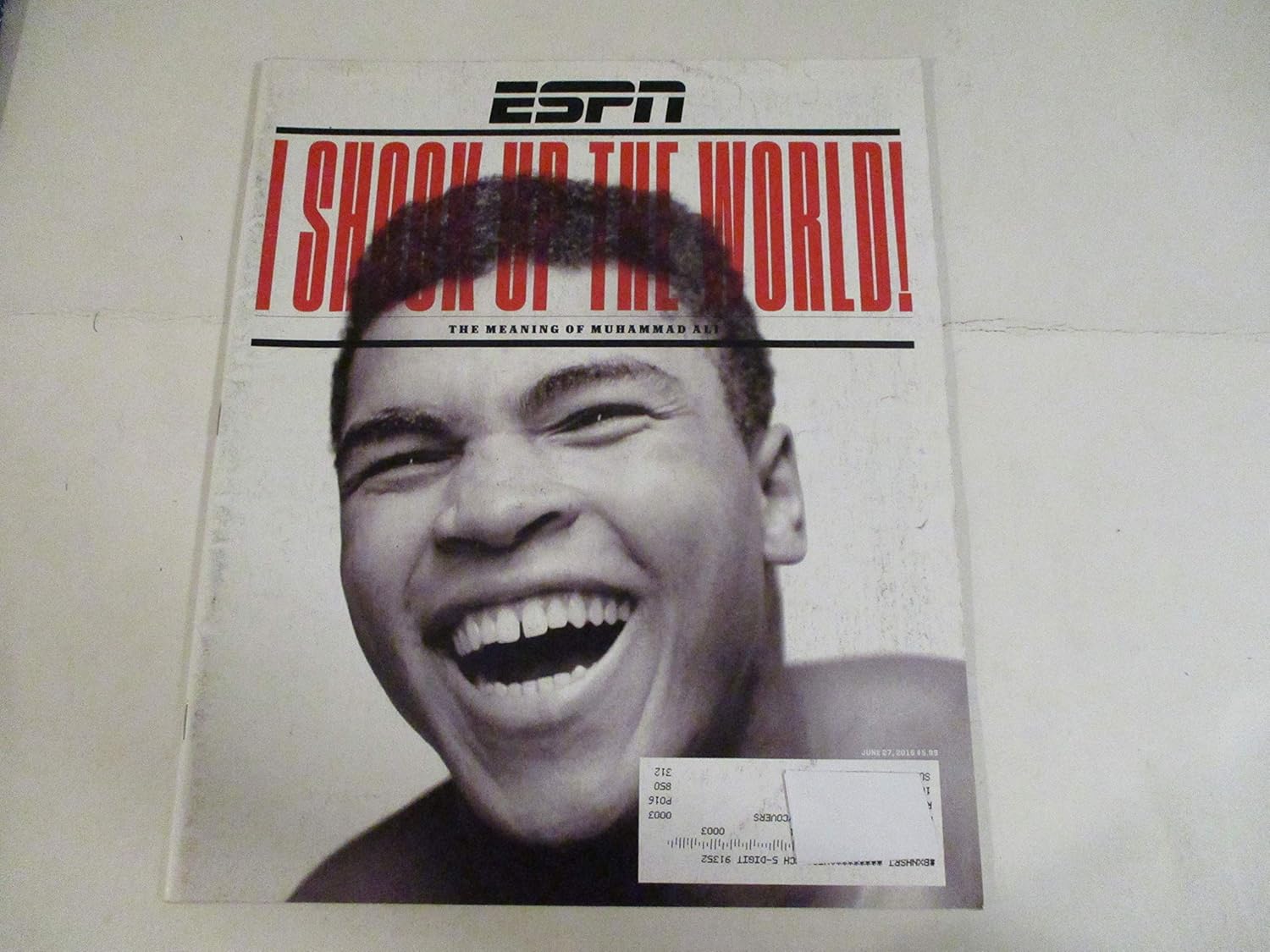 June 27 16 Espn Magazine Featuring The Meaning Of Muhammad Ali I Shook Up The World At Amazon S Sports Collectibles Store