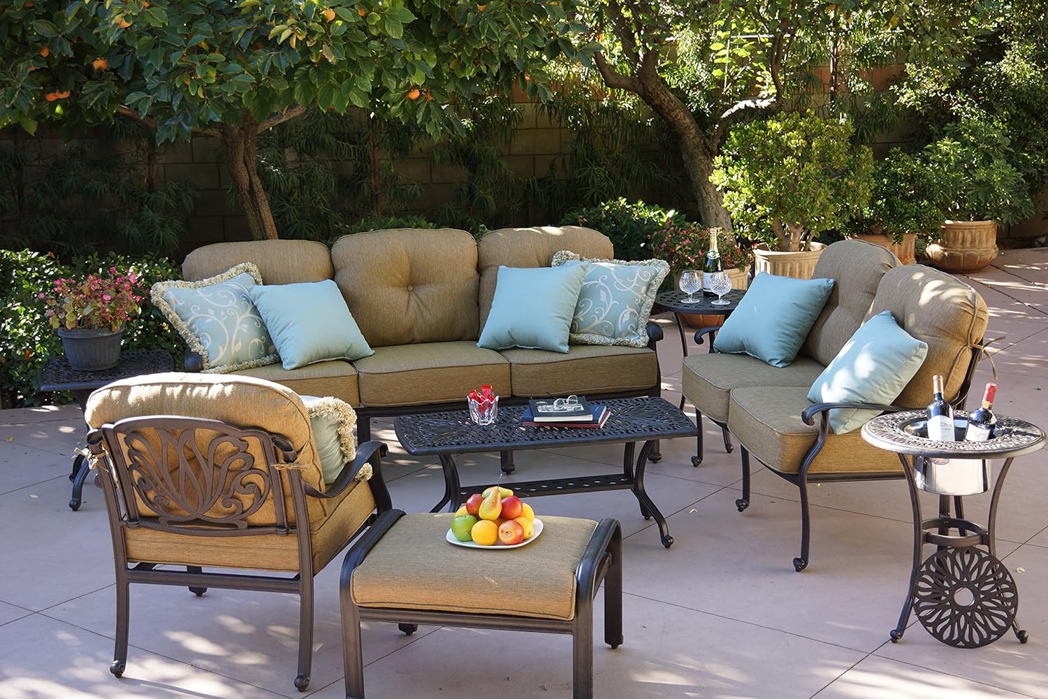 Best cast aluminum round end table