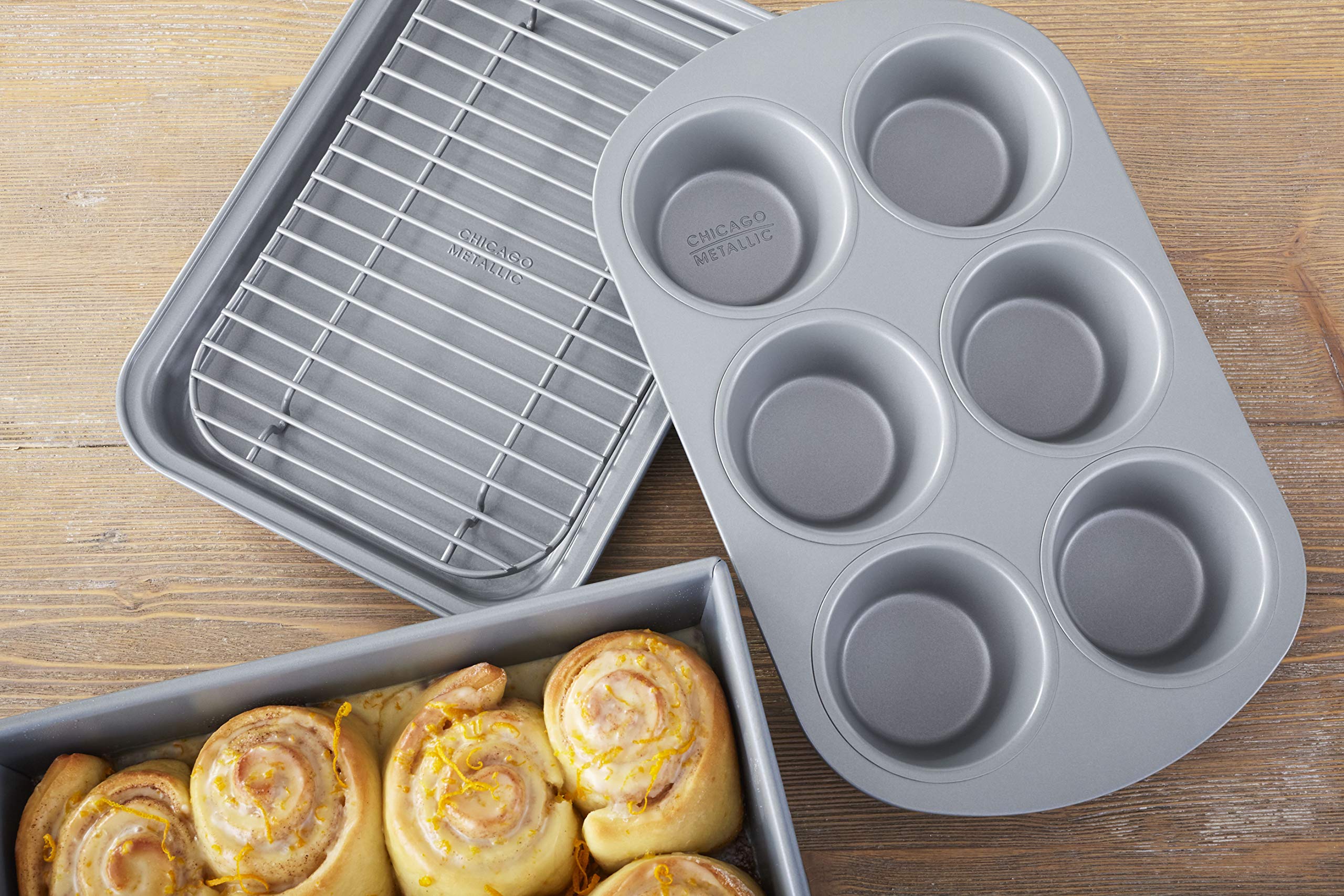 Chicago Metallic 8044 NonStick 4Piece Toaster Oven Bakeware Set, Set
