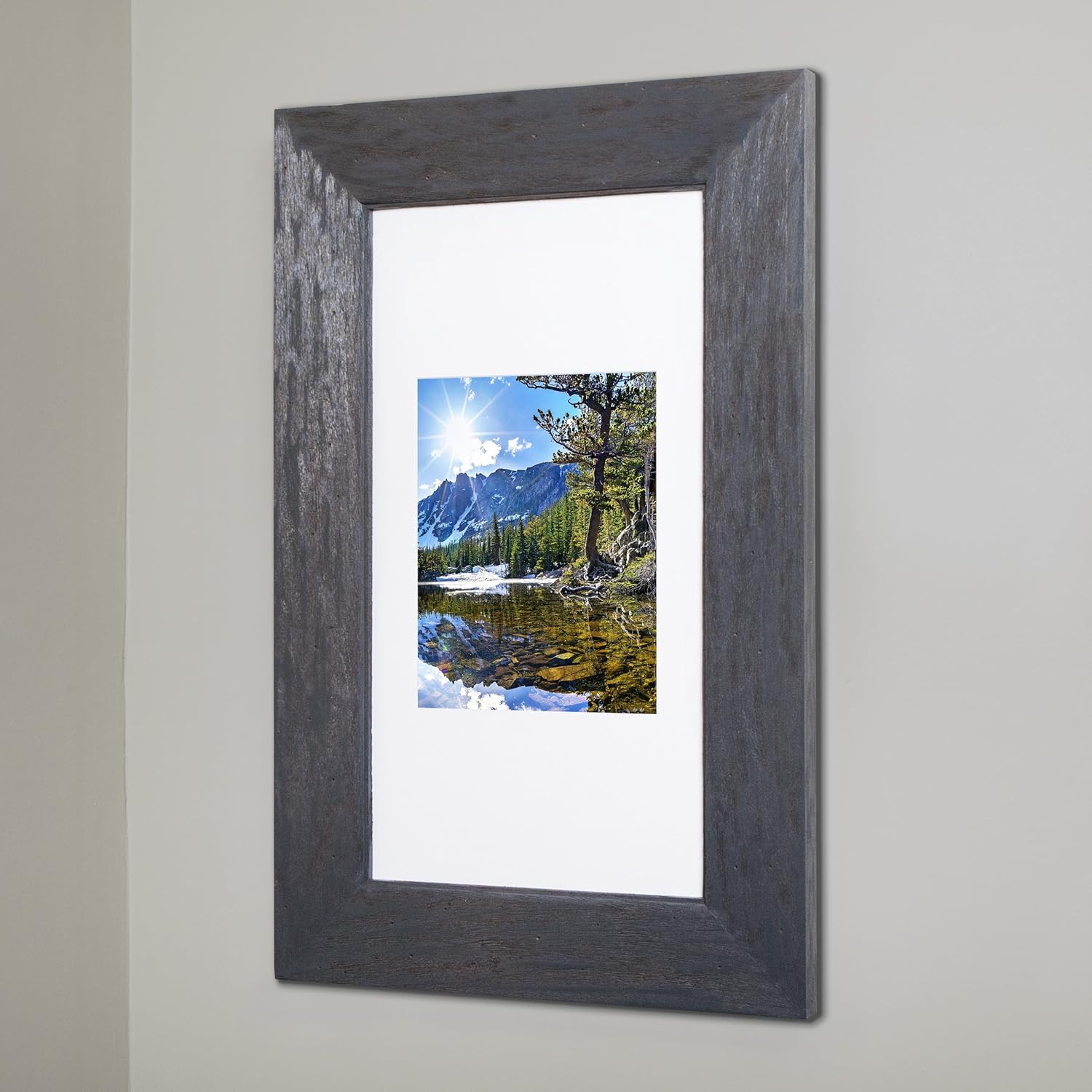 14x24 Rustic Gray Concealed Medicine Cabinet Extra Large A Recessed Mirrorless Medicine Cabinet With A Picture Frame Door Amazon Ca Home Kitchen