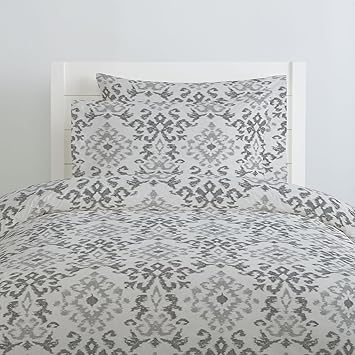 Amazon Com Carousel Designs Gray Ikat Damask Duvet Cover Twin