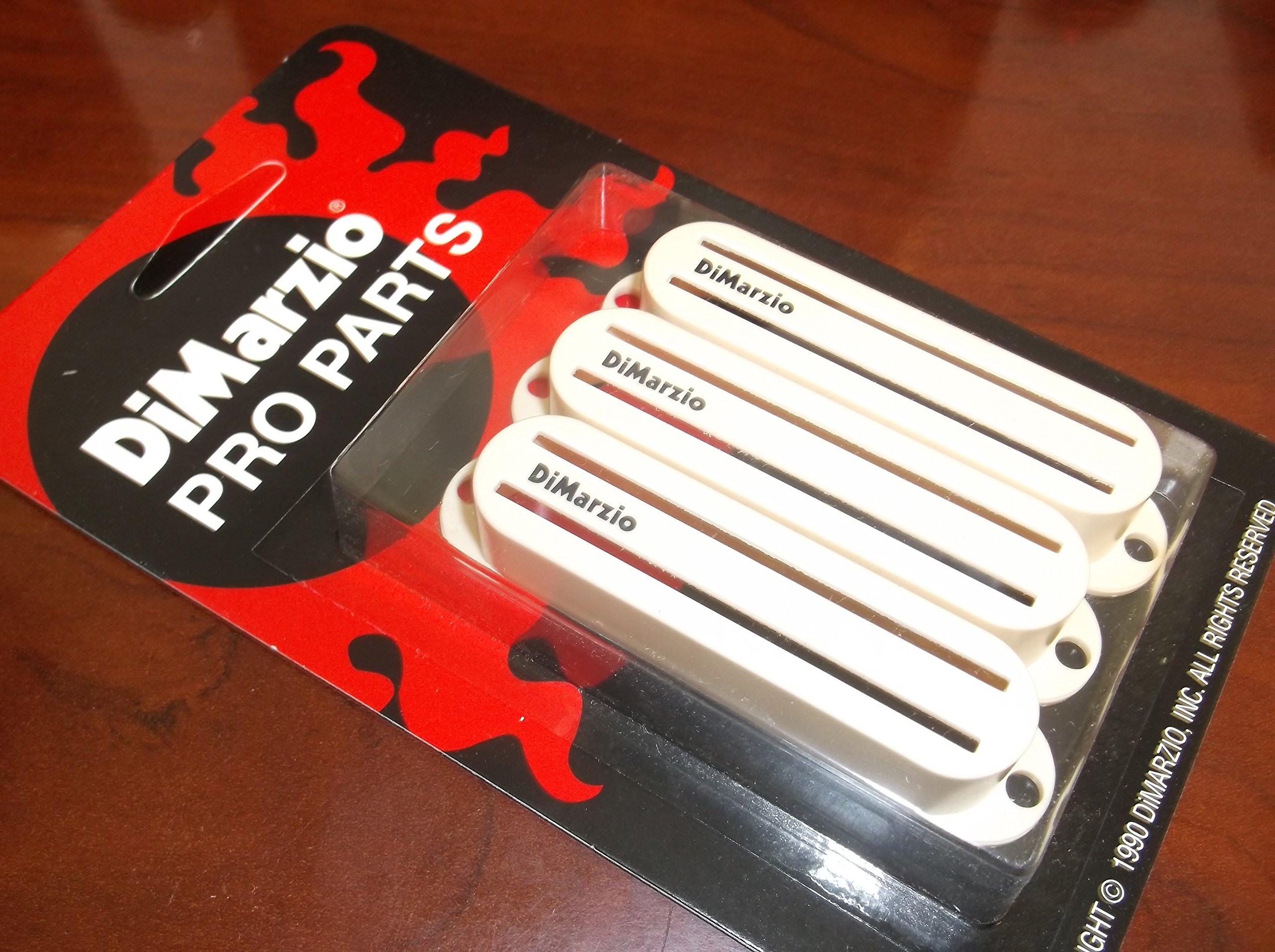 DiMarzio DM2002AW - Fast Track Covers - Aged White