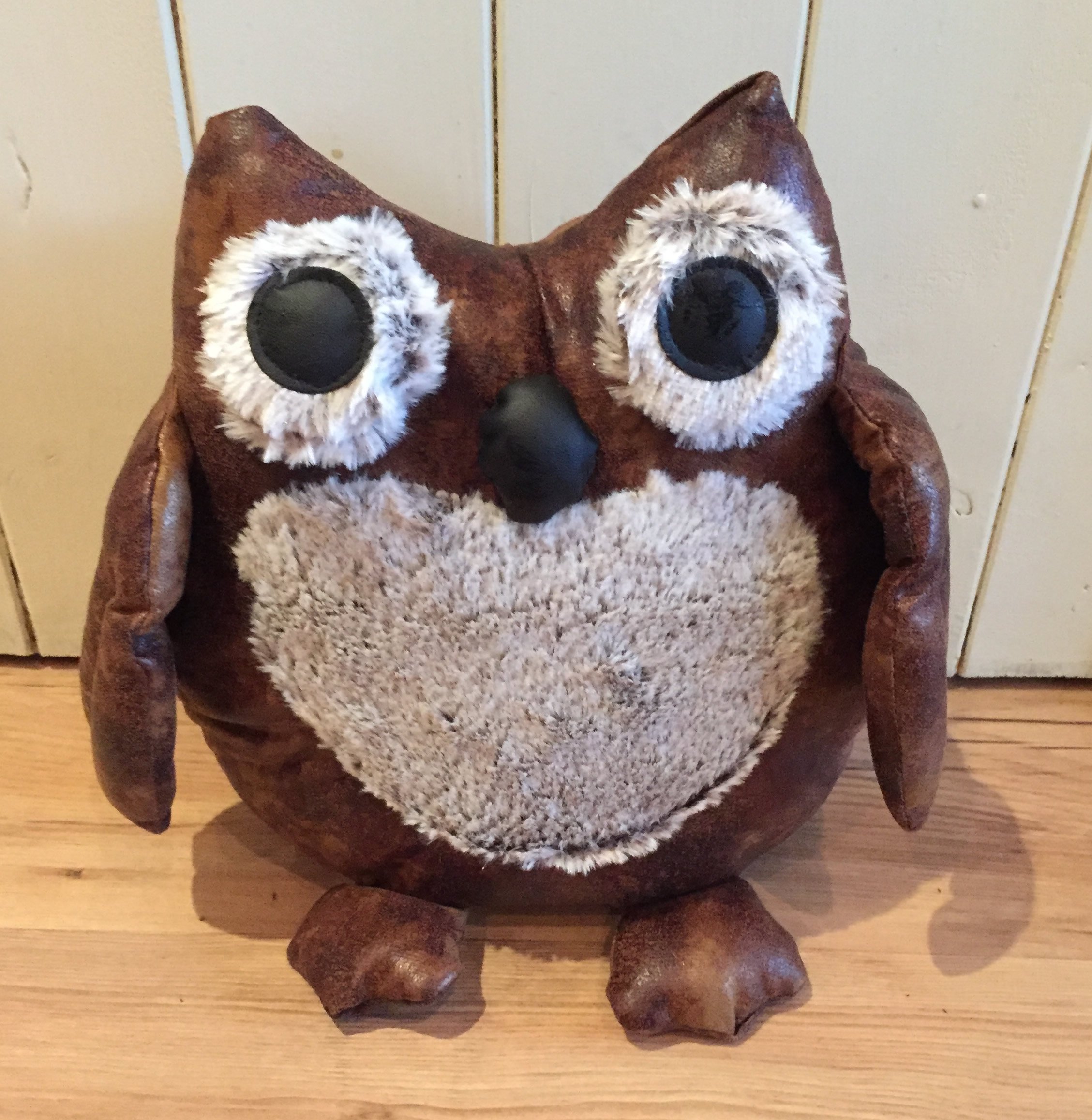 Mezzaluna Gifts Faux Brown Leather with Fluffy Eyes & Chest ~ Owl Doorstop