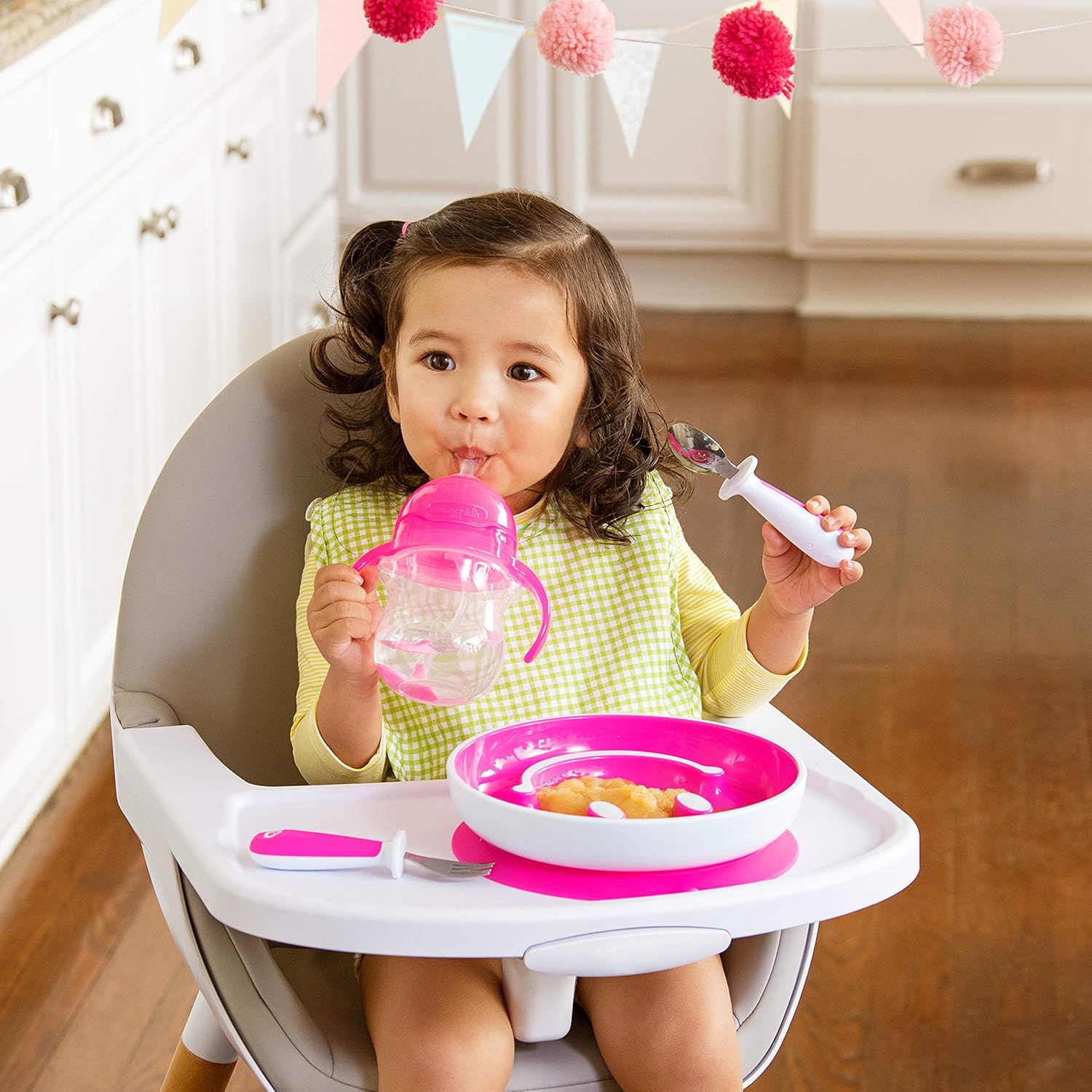 Munchkin® Be Happy Toddler Dining Set, Includes Suction Plate, Straw Cup and Utensil Set, Pink, 4 Piece set - Image 4