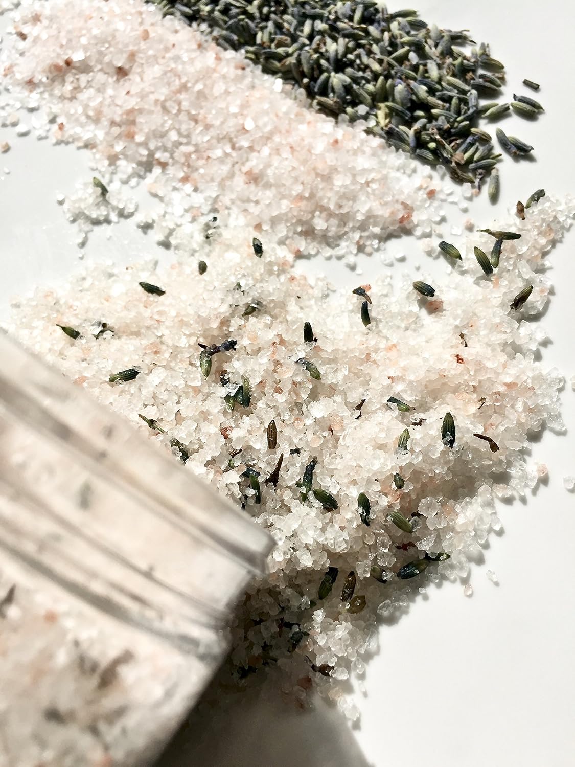 Amor Florum - Himalaya and Dead Sea Bath Salts with Lavender. 100% Natural - Detox, Hydrate, Soothe, Relax, Soften. 400g - Image 3