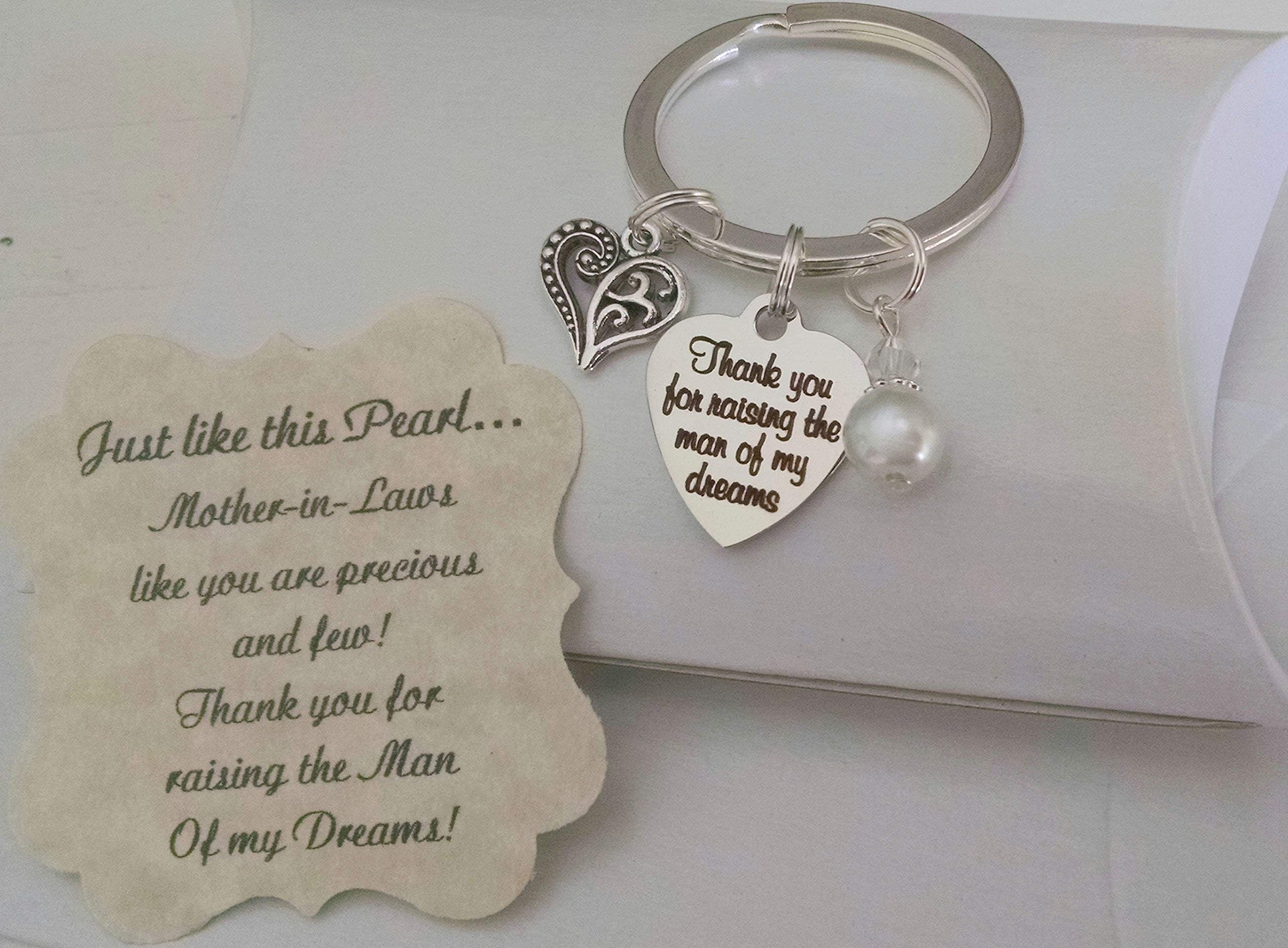 Mother In Law Gift, Mothers Day Gift for Mother In Law, Mother Of The Groom Gift From Bride, Thank You For Raising The Man Of My Dreams, Mother of Groom, Pearl KEYCHAIN, Charm is Size of a Nickel