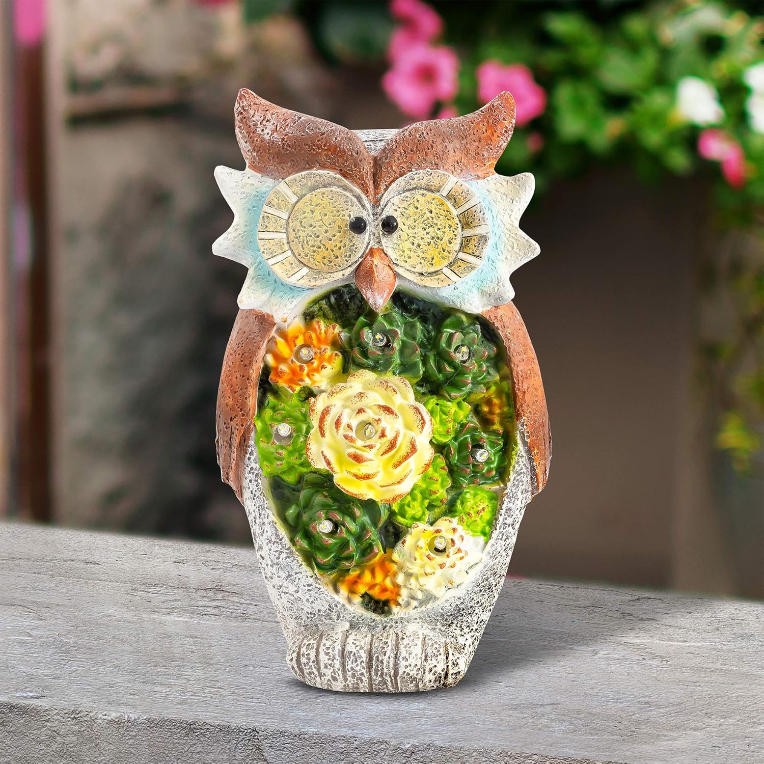 GloBrite Garden Ornament Owl Figurine with Solar Powered LED Light - Image 4