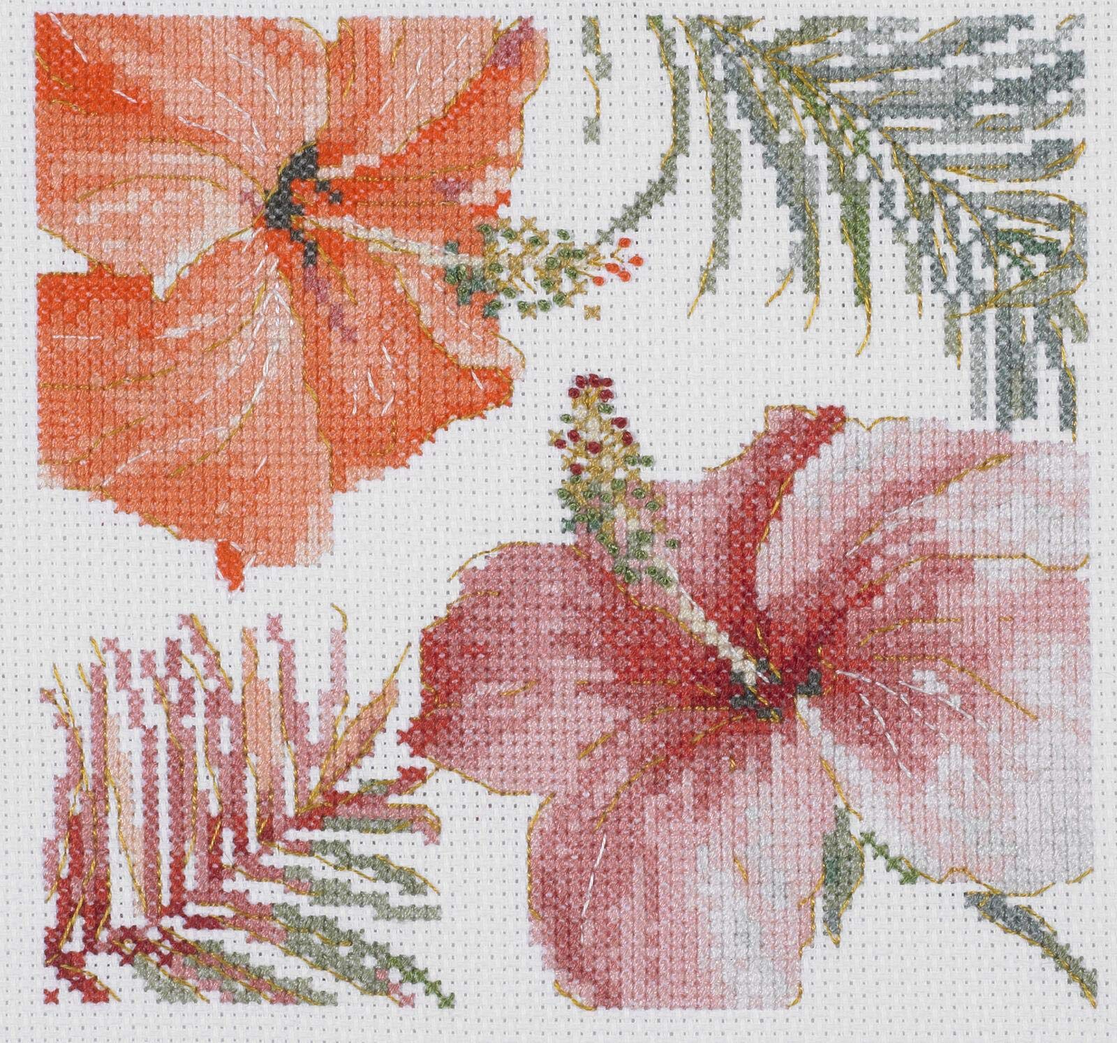 DMC Kit Cross Stitch Watercolor Hibiscus, Includes Aida Fabric 5.5pts/cm, Mouliné Étoile Thread, Needle and Instructions