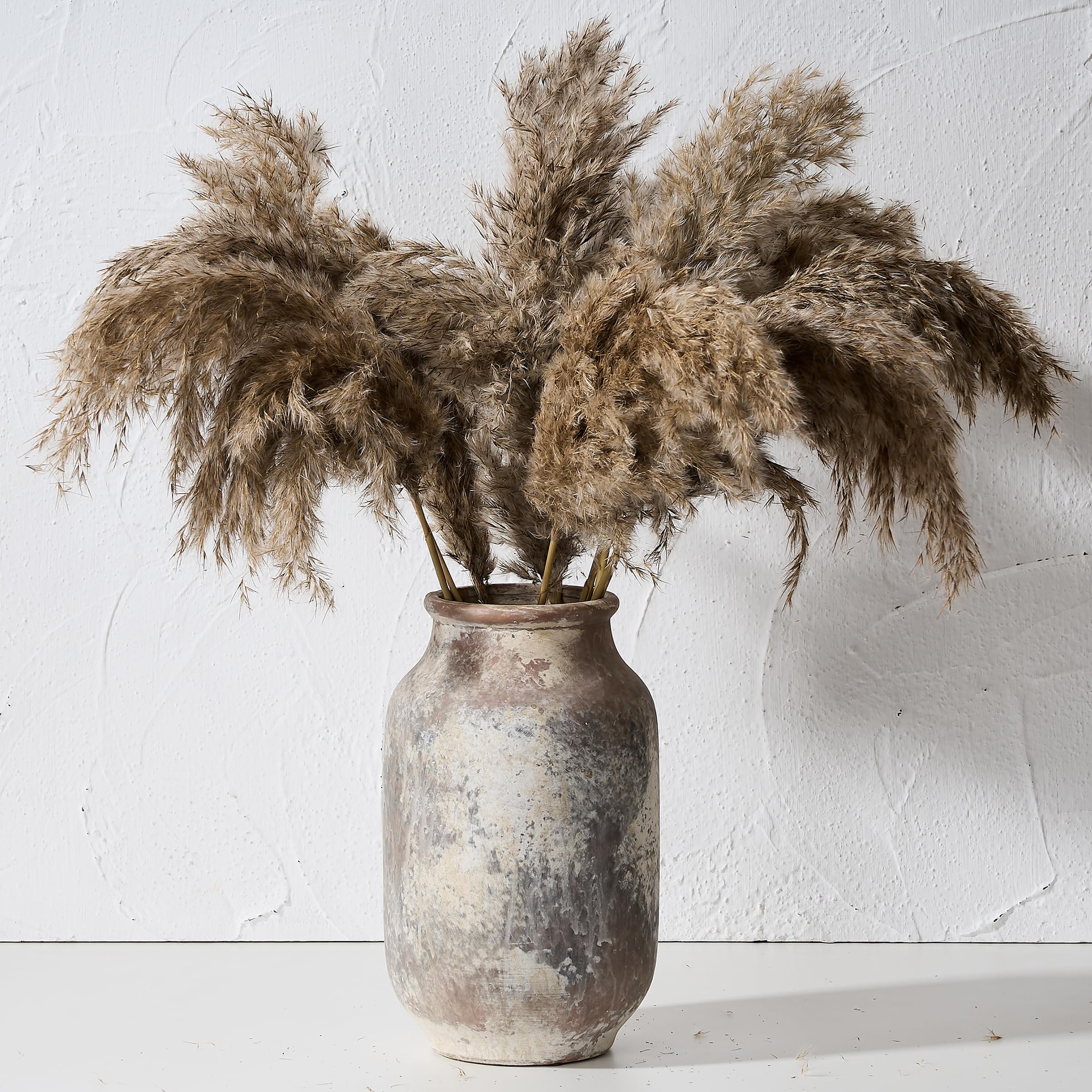 SIDUCAL Rustic Ceramic Farmhouse Flower Large Whitewashed Terra Cotta Vase, Decorative for Home Decor, Table, Living Room, Shelf, Mantel, 9.5 Inch