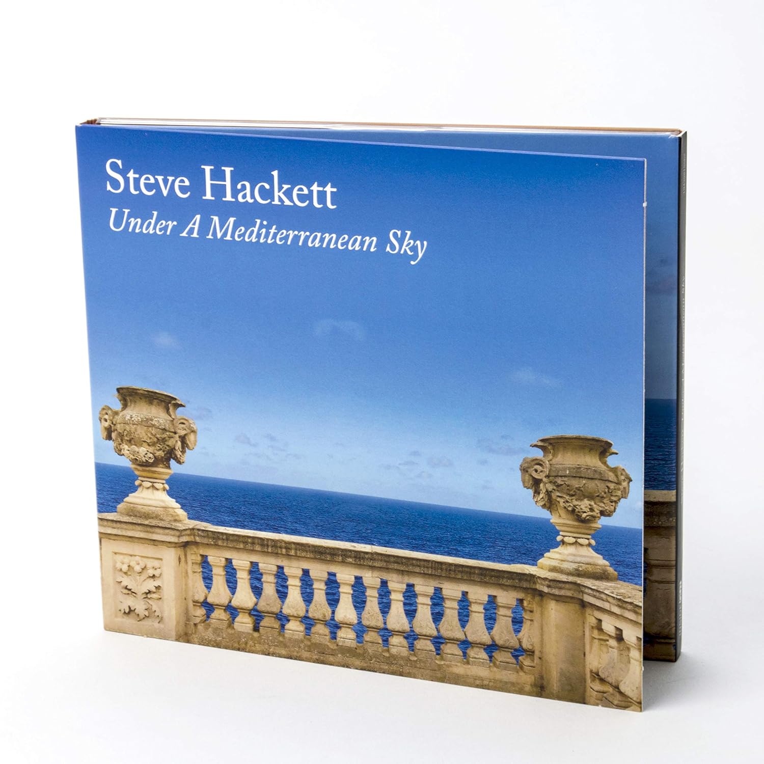 Under A Mediterranean Sky Ltd Cd Digipak Steve Hackett Amazon De Musik
