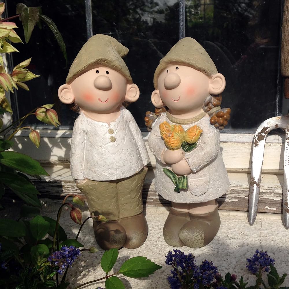FHFY Garden Bill and Beryl Elves Rose Garden Ornament Resin Pair