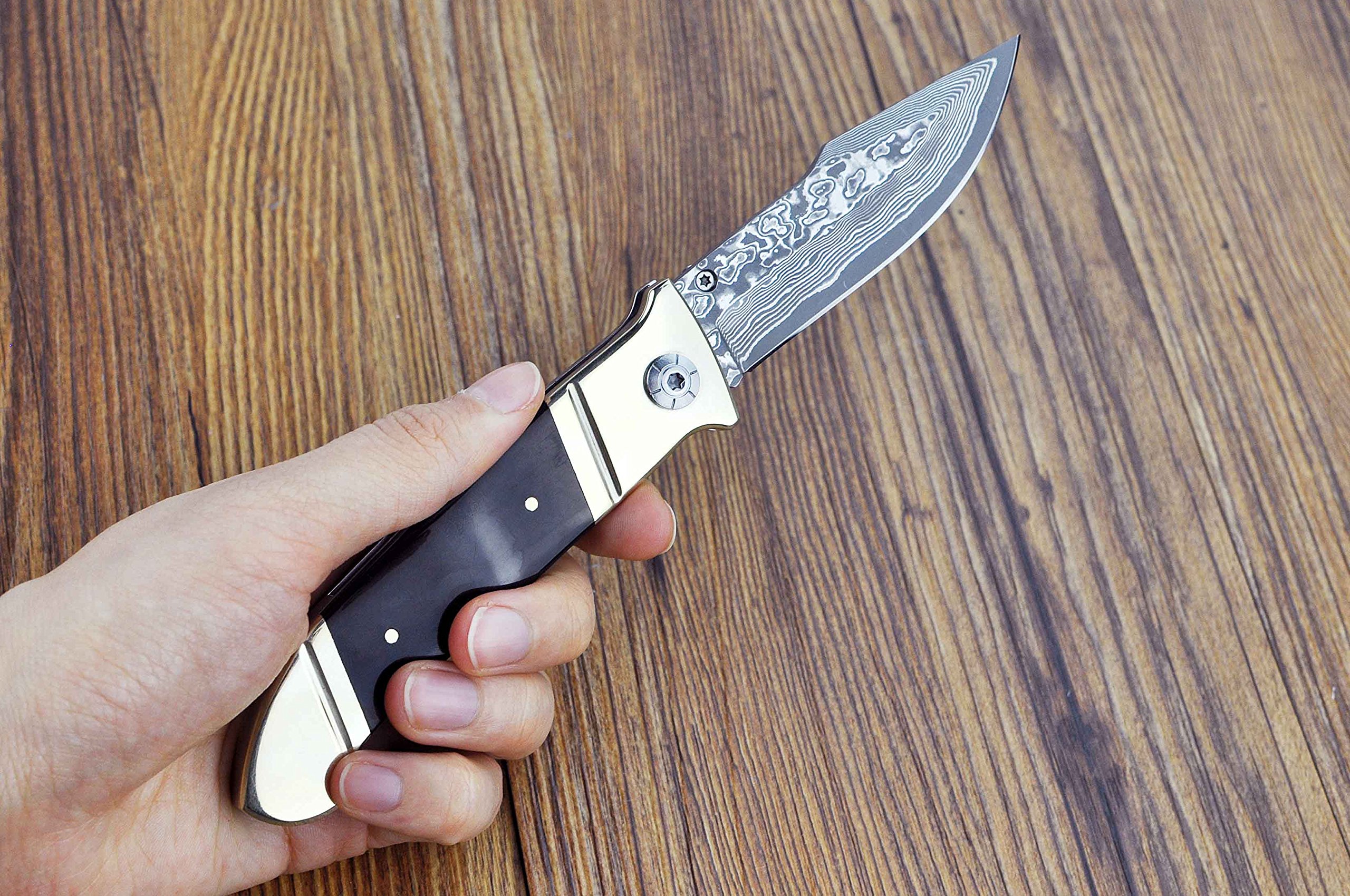 KUBEY DM064 Hunting Folding Knife VG10 Damascus Steel Thumb Open Liner