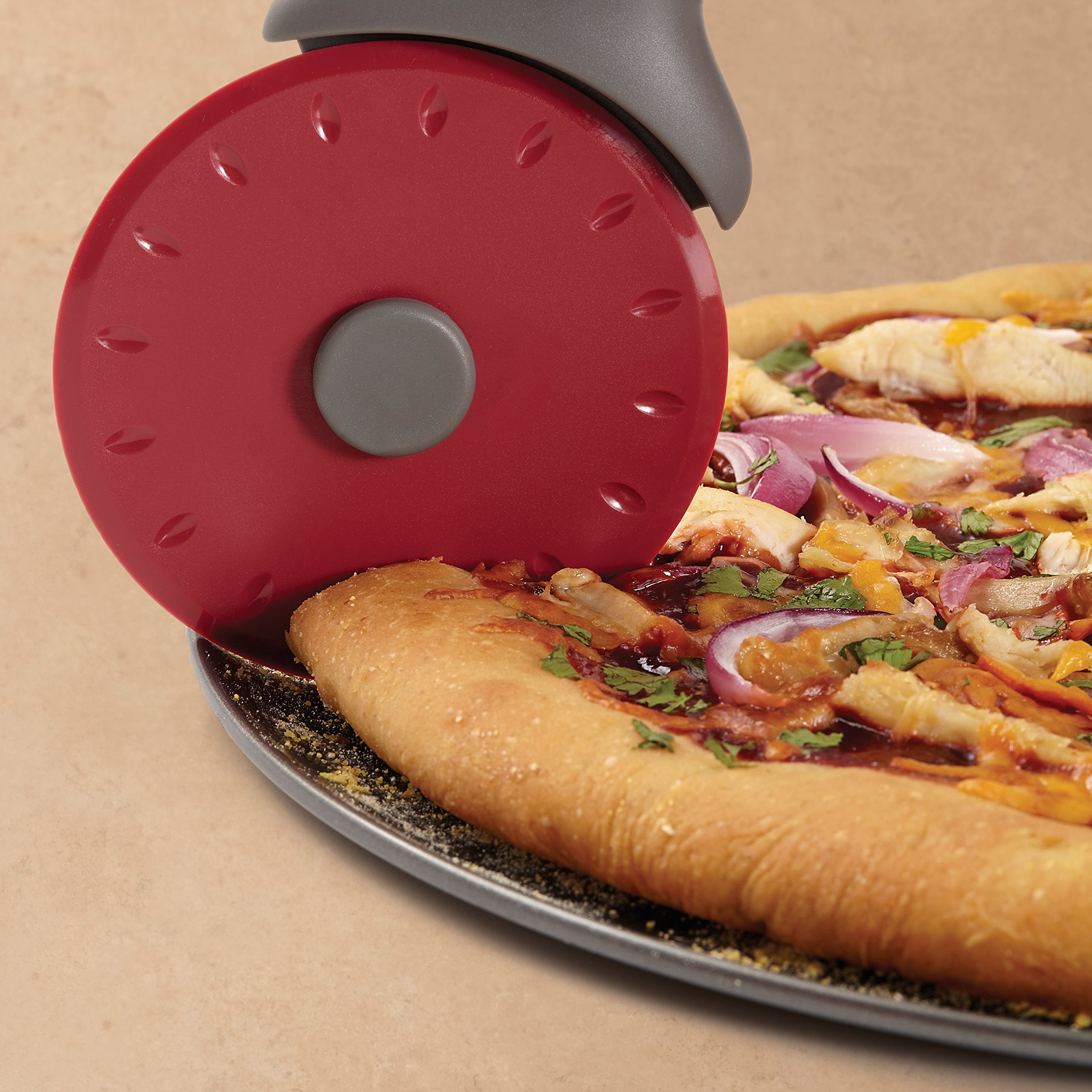 Wilton Perfect Results Premium NonStick Bakeware Pizza Pan, 14Inch