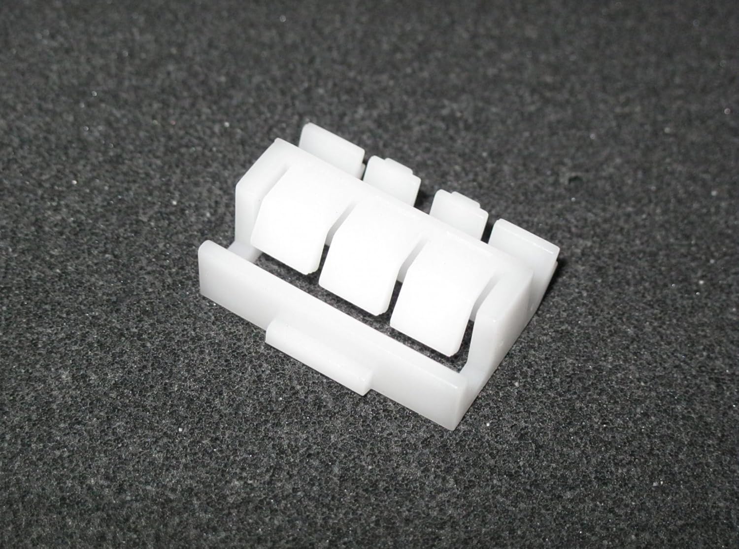 BMW Roof Gutter Trim Moulding Strip Clip Clamp 7174700 51137174700