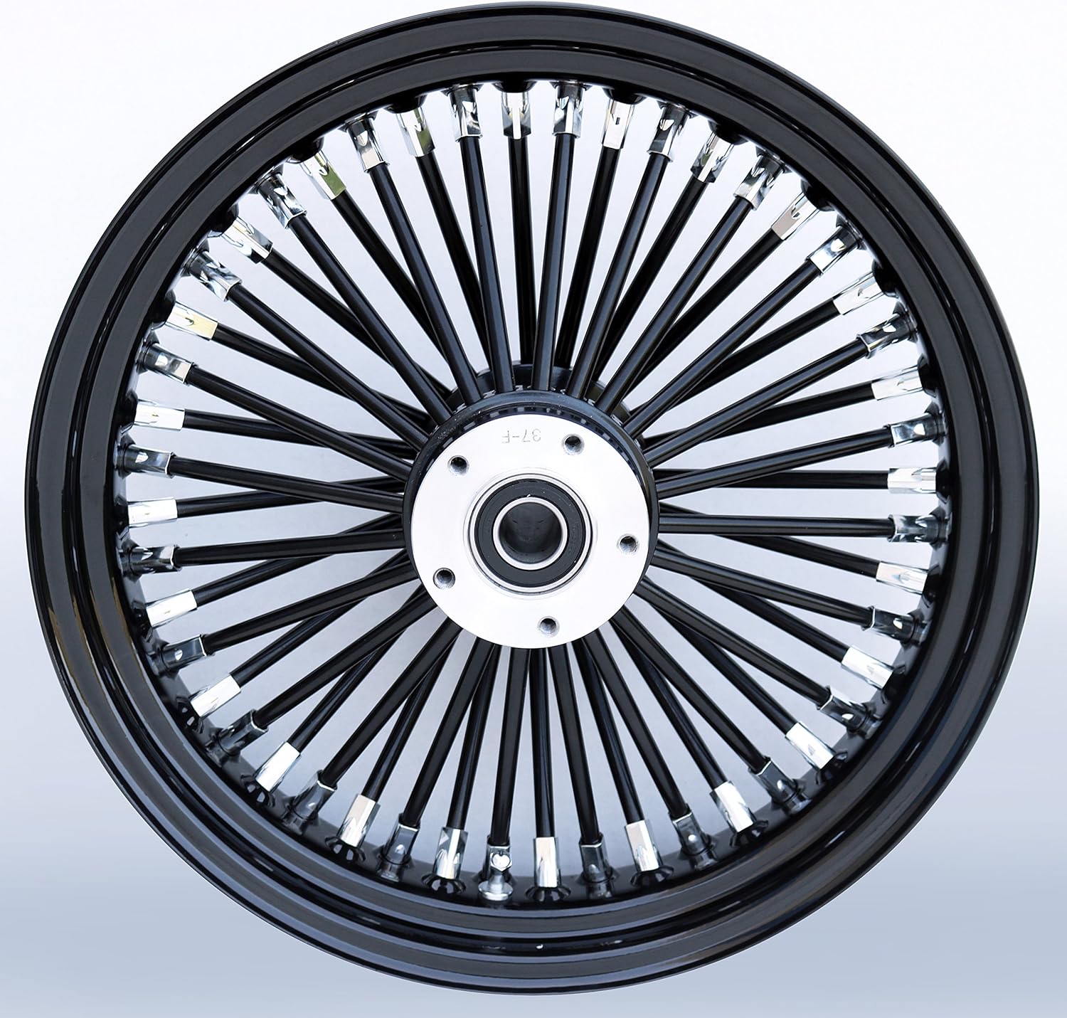 спицевое колесо harley davidson. спицованное колесо харлей дэвидсон. Cross spoke 506 jcw pro. защитка для колеса czar. спицевые диски dayton wire wheels.