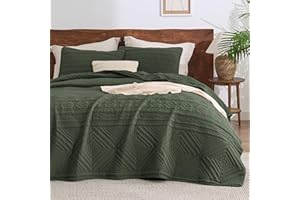 Bedsure Boho Quilt King Size - Lightweight Bedspread King Size with Geometric Stitched Pattern, Olive Green Farmhouse Soft Bedding Set Coverlet with 2 Pillow Shams for All Seasons, 106x96 inches