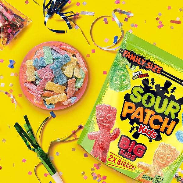 SOUR PATCH KIDS BIG KIDS SOFT & CHEWY CANDY, FAMILY SIZE, BULK CANDY, 1.7 LB