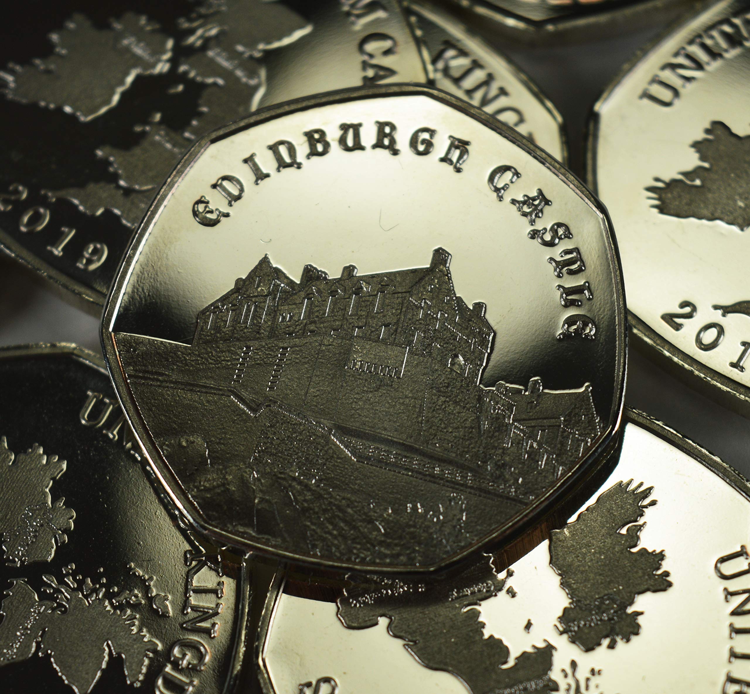 EDINBURGH CASTLE Silver Commemorative Coin Albums/50p Coin Hunt Collectors 2019 CASTLE SERIES