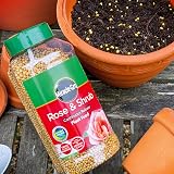 Miracle-Gro Rose & Shrub Continuous Release Plant Food 1 kg view 5