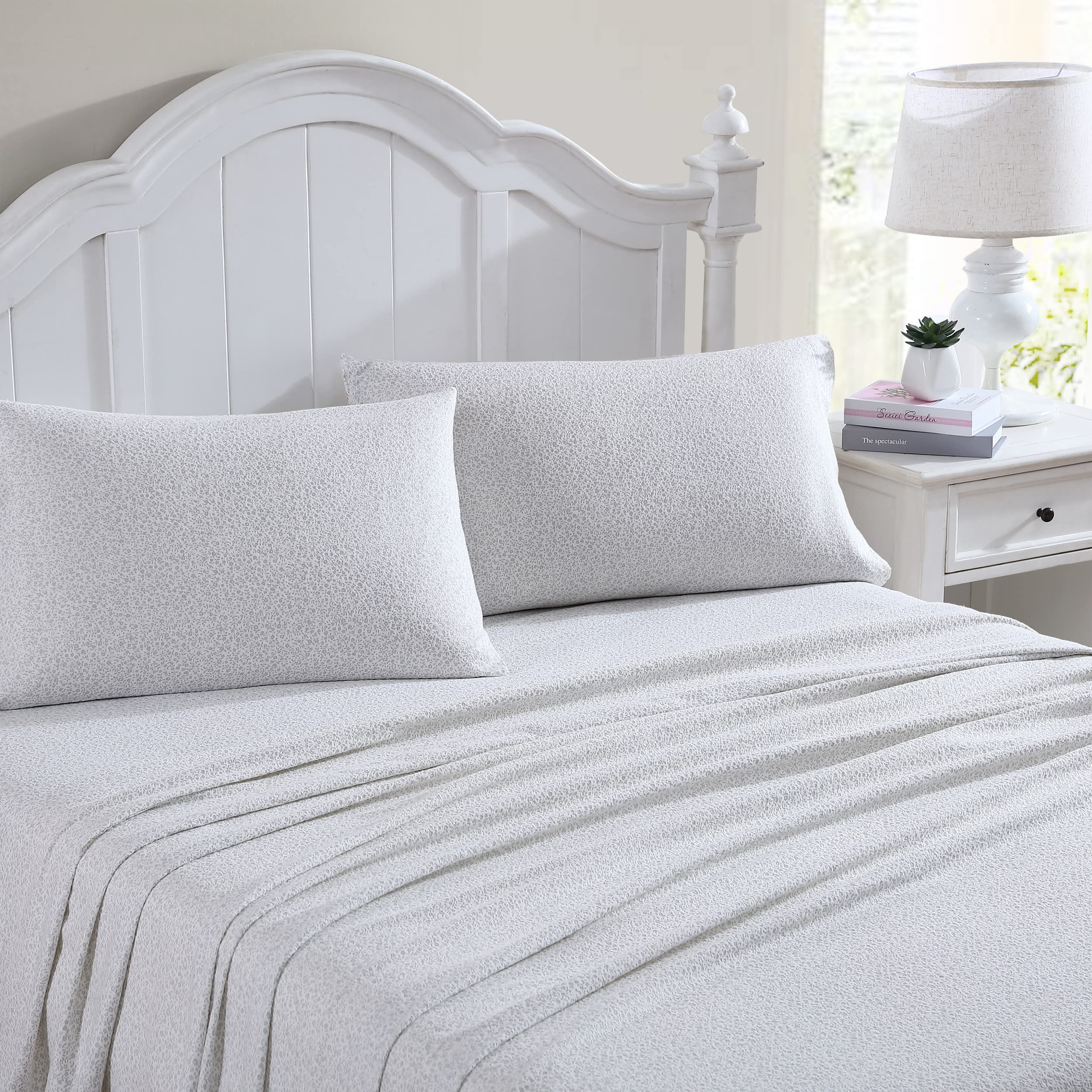 Laura Ashley - Flannel Sheets Queen Size, Anti-Pilling & Wrinkle Resistant Cotton, Touchably Soft for All-Season Comfort - Bed Sheets with Matching Pillowcases & Fitted Sheet (Chelsie Vine Grey) Image