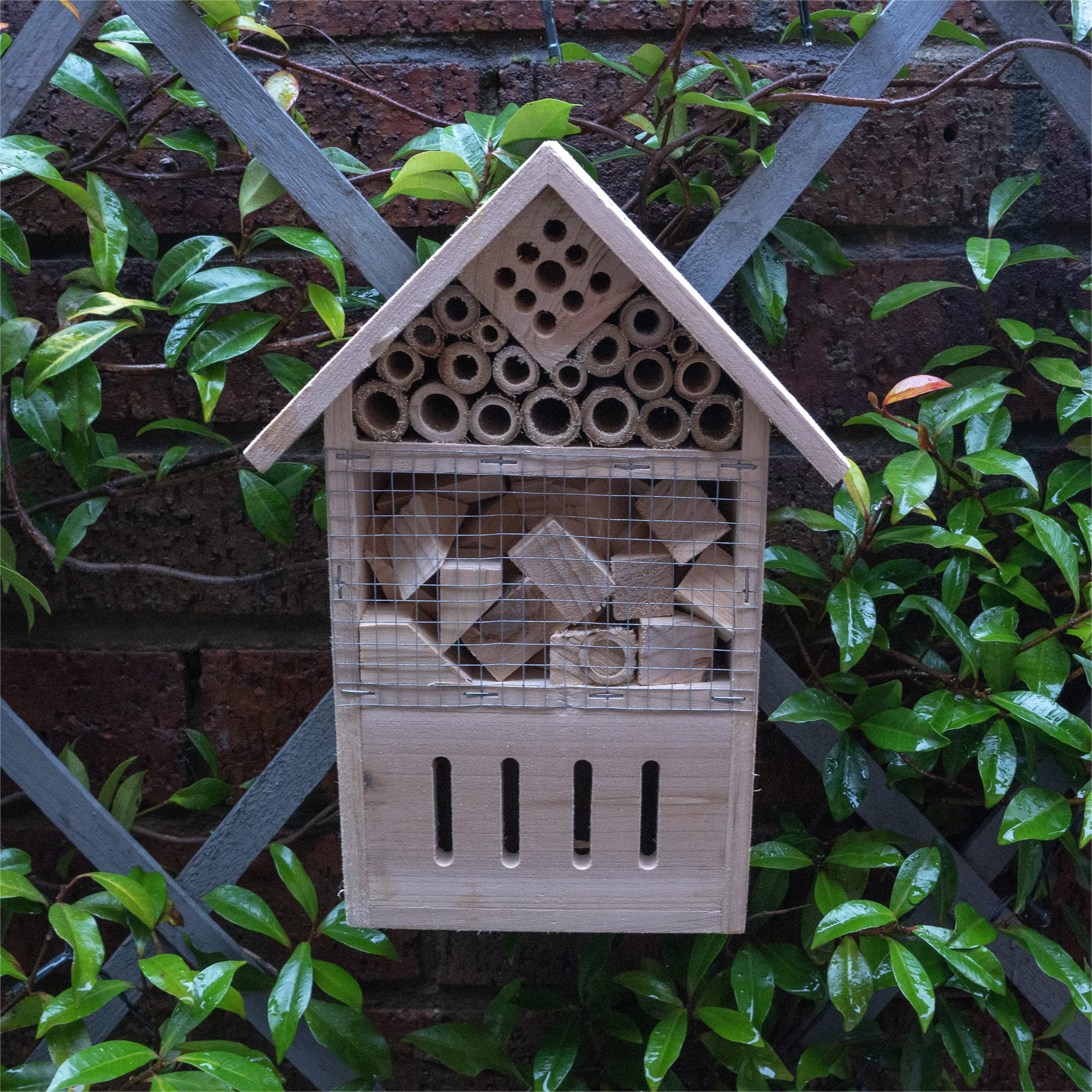 St Helens Home and Garden Eco-Friendly Wood Insect Bug House Home Hotel For Bees, Butterflies and Other Insects Child Kid Friendly and Weather Resistant