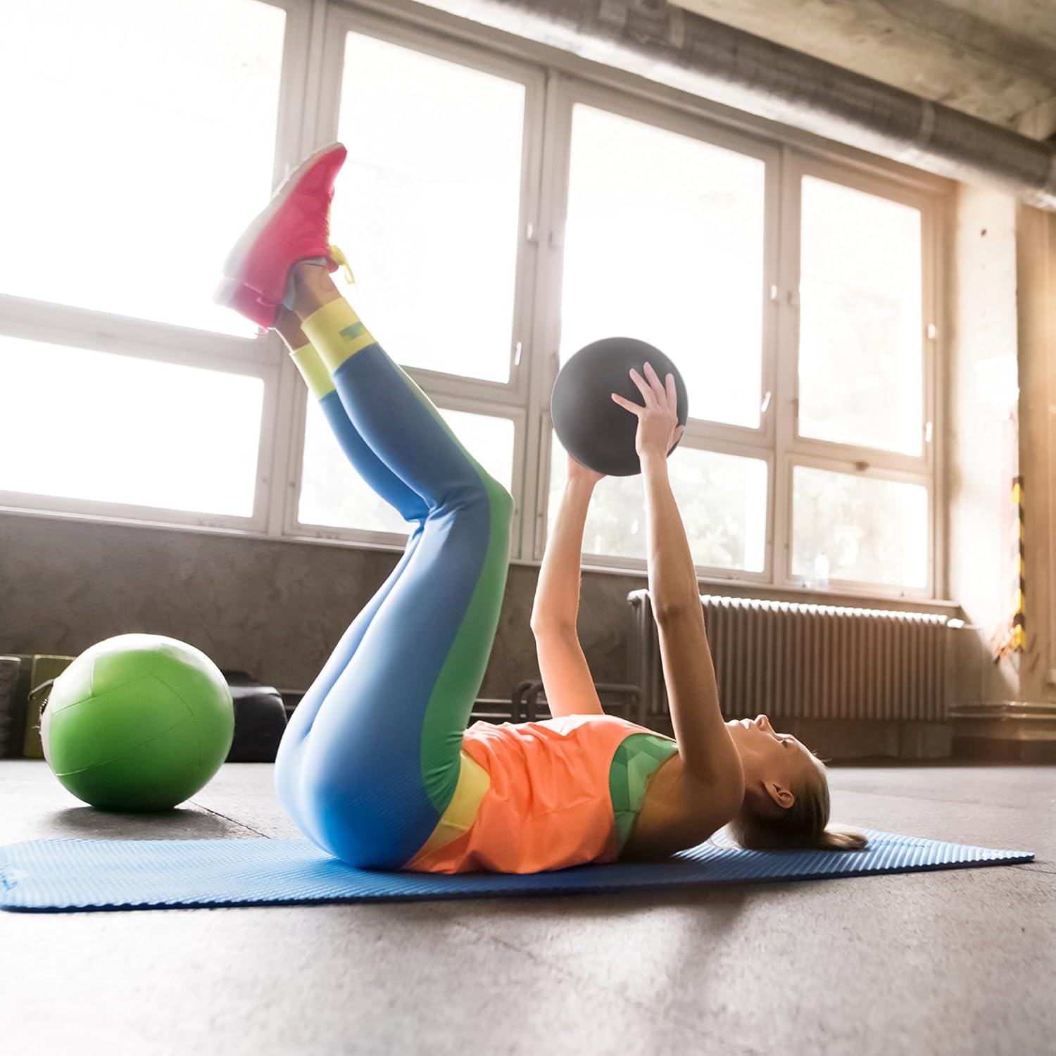 URBNFit Mini Pilates Ball - Small Exercise Ball for Yoga, Pilates, Barre, Physical Therapy, Stretching and Core Fitness - Includes Mini Stability Ball Workout Guide (Black): Sports & Outdoors